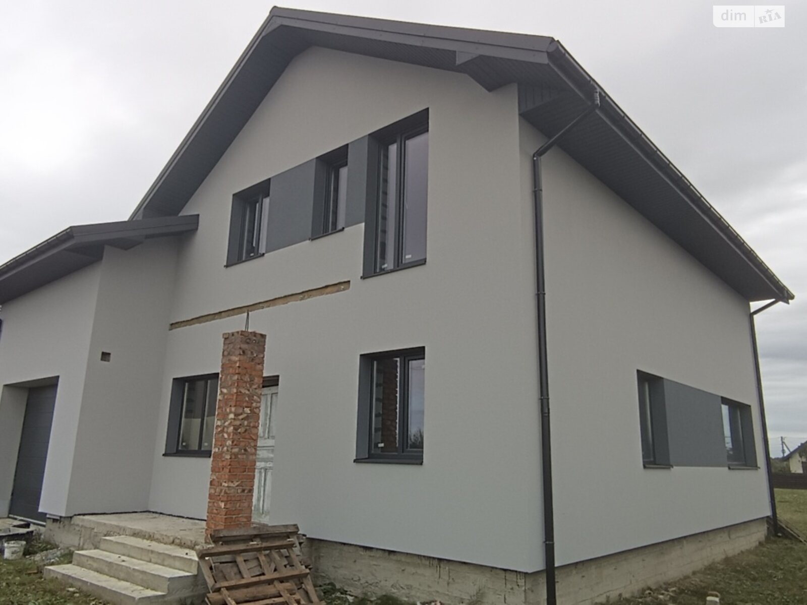 двухэтажный дом с гаражом, 240 кв. м, газобетон. Продажа в Добрянах фото 1 двухэтажный дом с гаражом, 240 кв. м, газобетон. Продажа в Добрянах фото 1