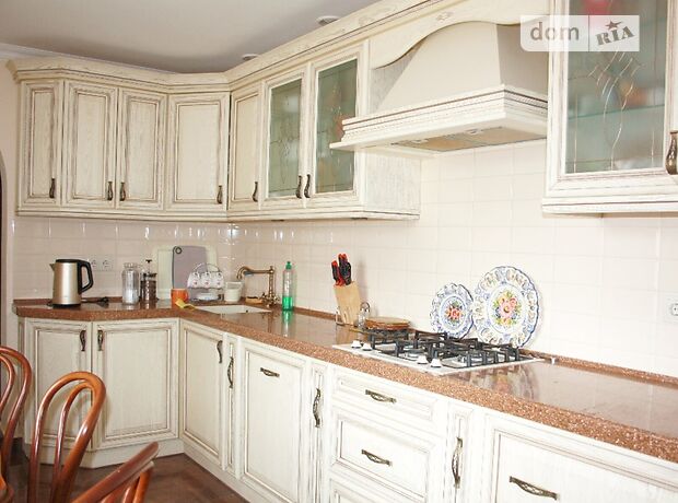 двоповерховий будинок з каміном, 230 кв. м, цегла. Продаж в Долині, район Долина фото 1 двоповерховий будинок з каміном, 230 кв. м, цегла. Продаж в Долині, район Долина фото 1