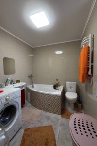 двухэтажный дом с гаражом, 319 кв. м, кирпич. Продажа в Долине фото 2 двухэтажный дом с гаражом, 319 кв. м, кирпич. Продажа в Долине фото 2