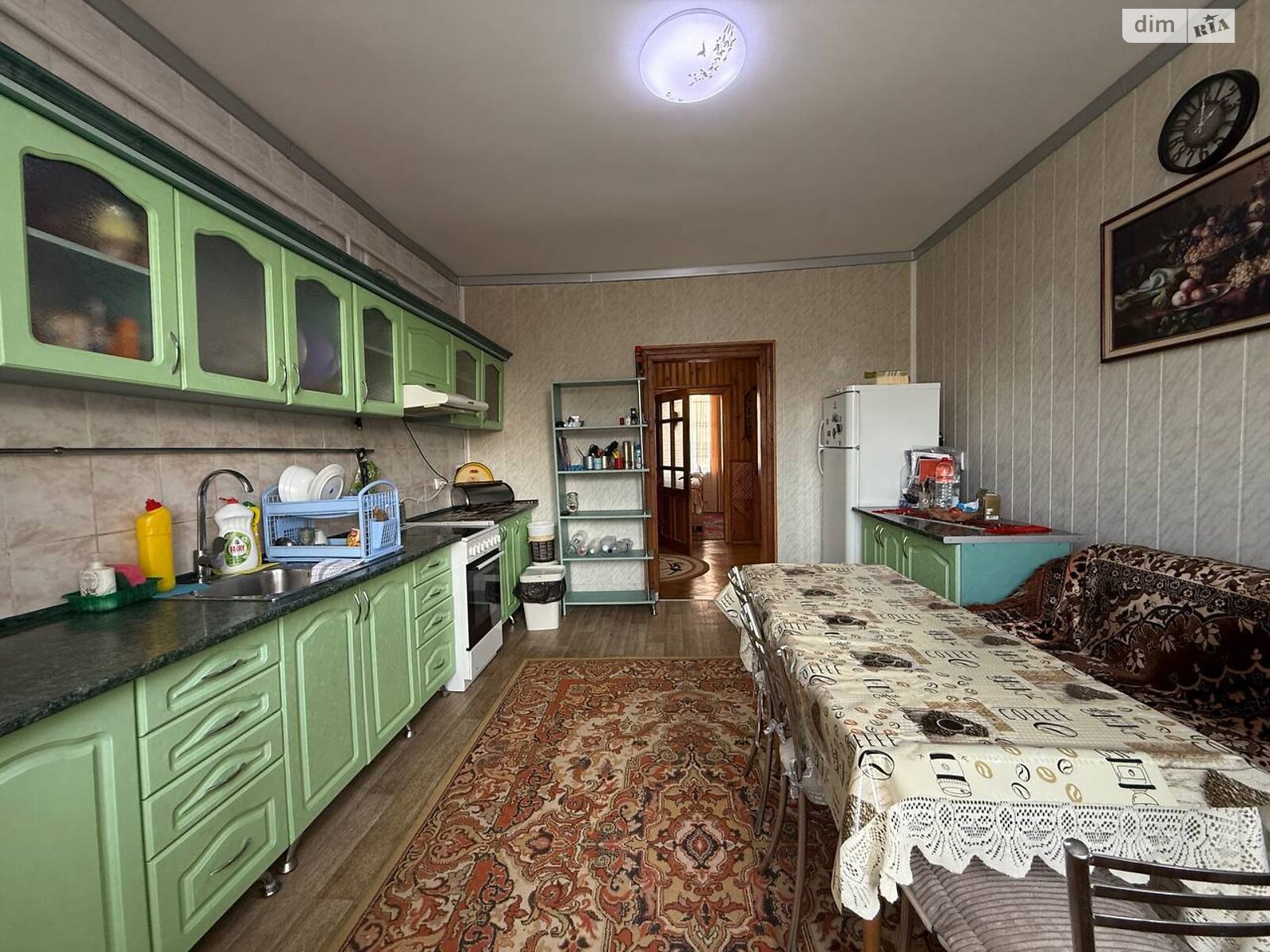 двухэтажный дом с гаражом, 319 кв. м, кирпич. Продажа в Долине фото 1 двухэтажный дом с гаражом, 319 кв. м, кирпич. Продажа в Долине фото 1