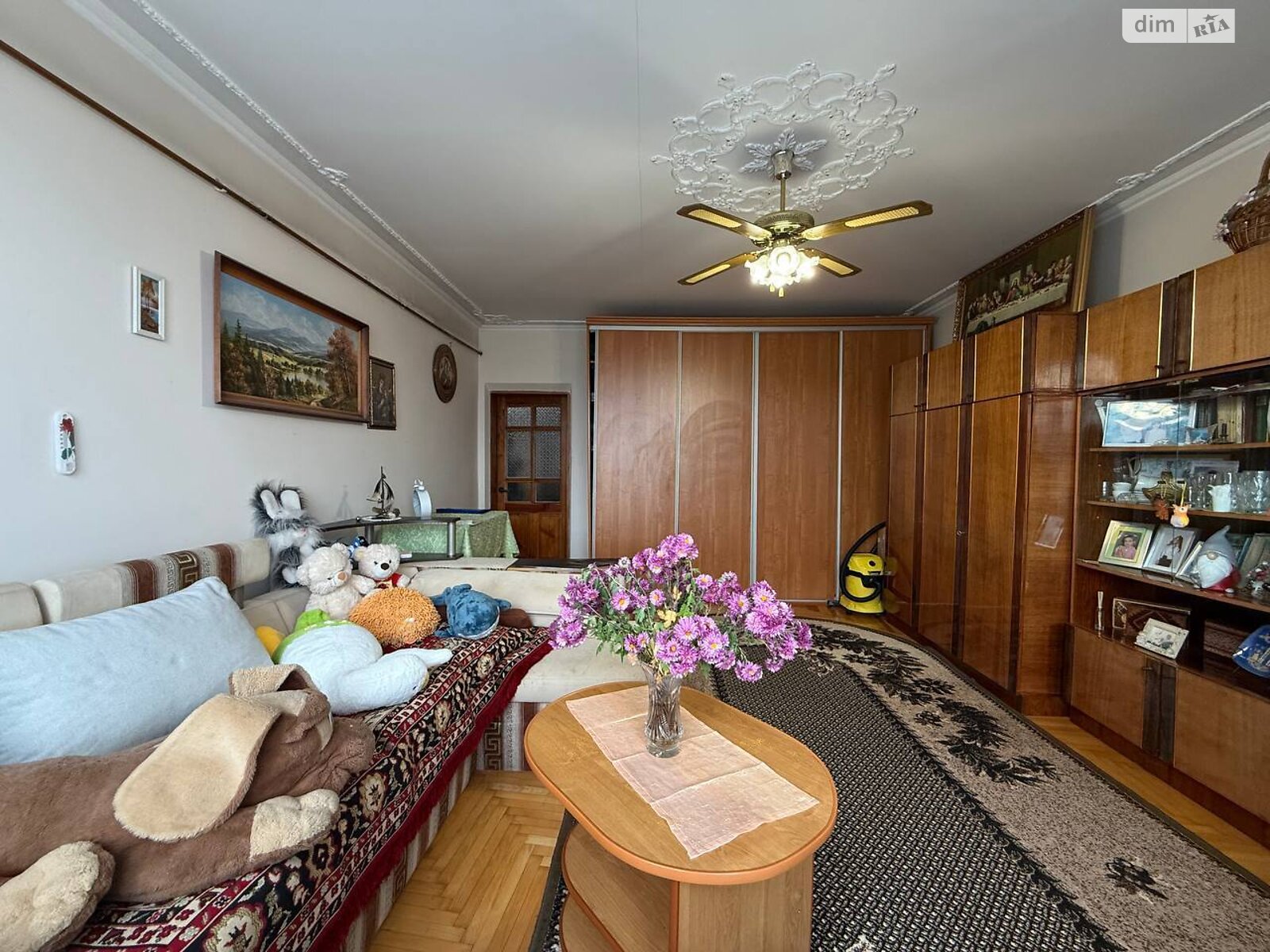 двухэтажный дом с гаражом, 319 кв. м, кирпич. Продажа в Долине фото 1 двухэтажный дом с гаражом, 319 кв. м, кирпич. Продажа в Долине фото 1