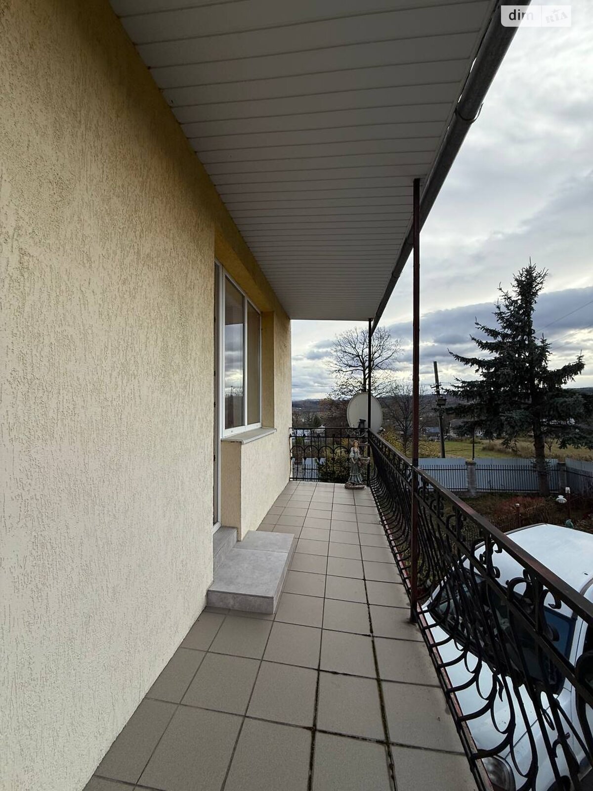 двухэтажный дом с гаражом, 319 кв. м, кирпич. Продажа в Долине фото 1 двухэтажный дом с гаражом, 319 кв. м, кирпич. Продажа в Долине фото 1