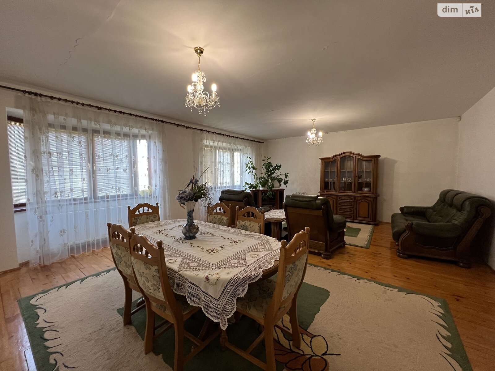 двухэтажный дом с гаражом, 230 кв. м, кирпич. Продажа в Доманинцах фото 1