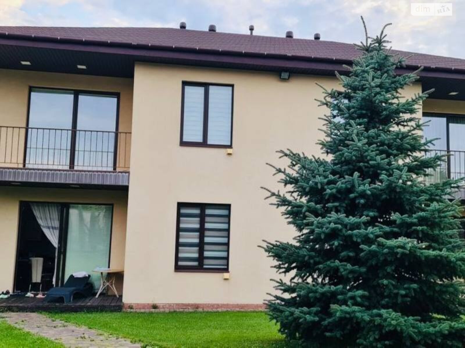 двухэтажный дом веранда, 285 кв. м, газобетон. Продажа в Дорогом фото 1