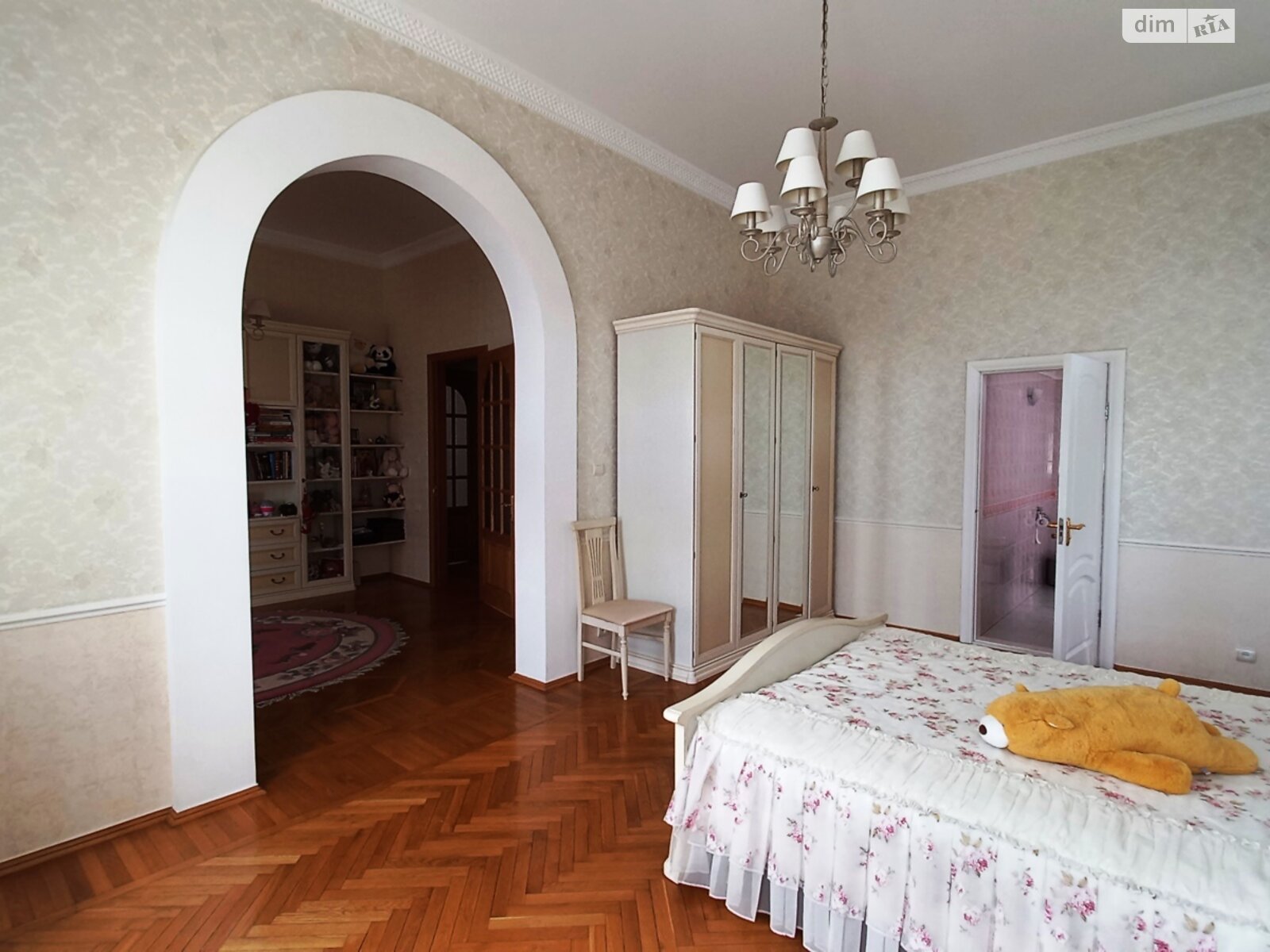 трехэтажный дом с гаражом, 525.9 кв. м, кирпич. Продажа в Доследном фото 1 трехэтажный дом с гаражом, 525.9 кв. м, кирпич. Продажа в Доследном фото 1