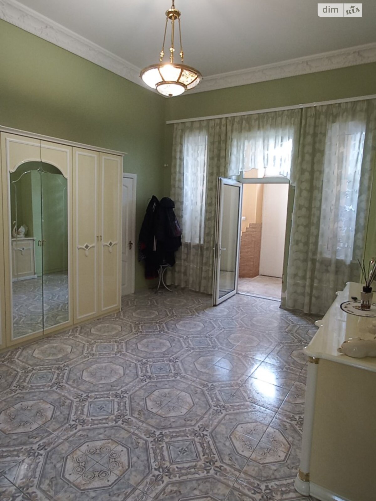 трехэтажный дом с гаражом, 525.9 кв. м, кирпич. Продажа в Доследном фото 1 трехэтажный дом с гаражом, 525.9 кв. м, кирпич. Продажа в Доследном фото 1