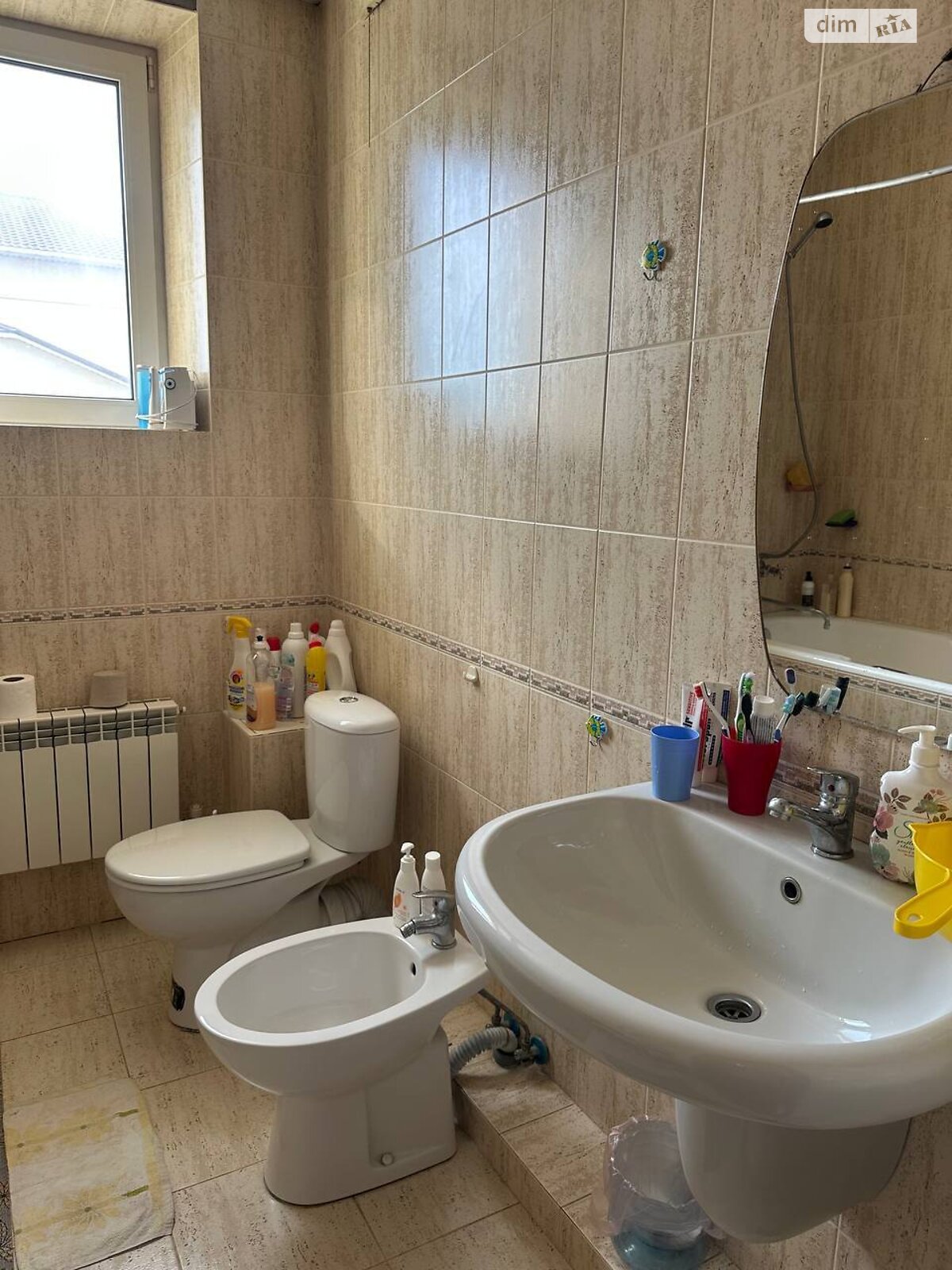 двухэтажный дом с гаражом, 246 кв. м, кирпич. Продажа в Доследном фото 1