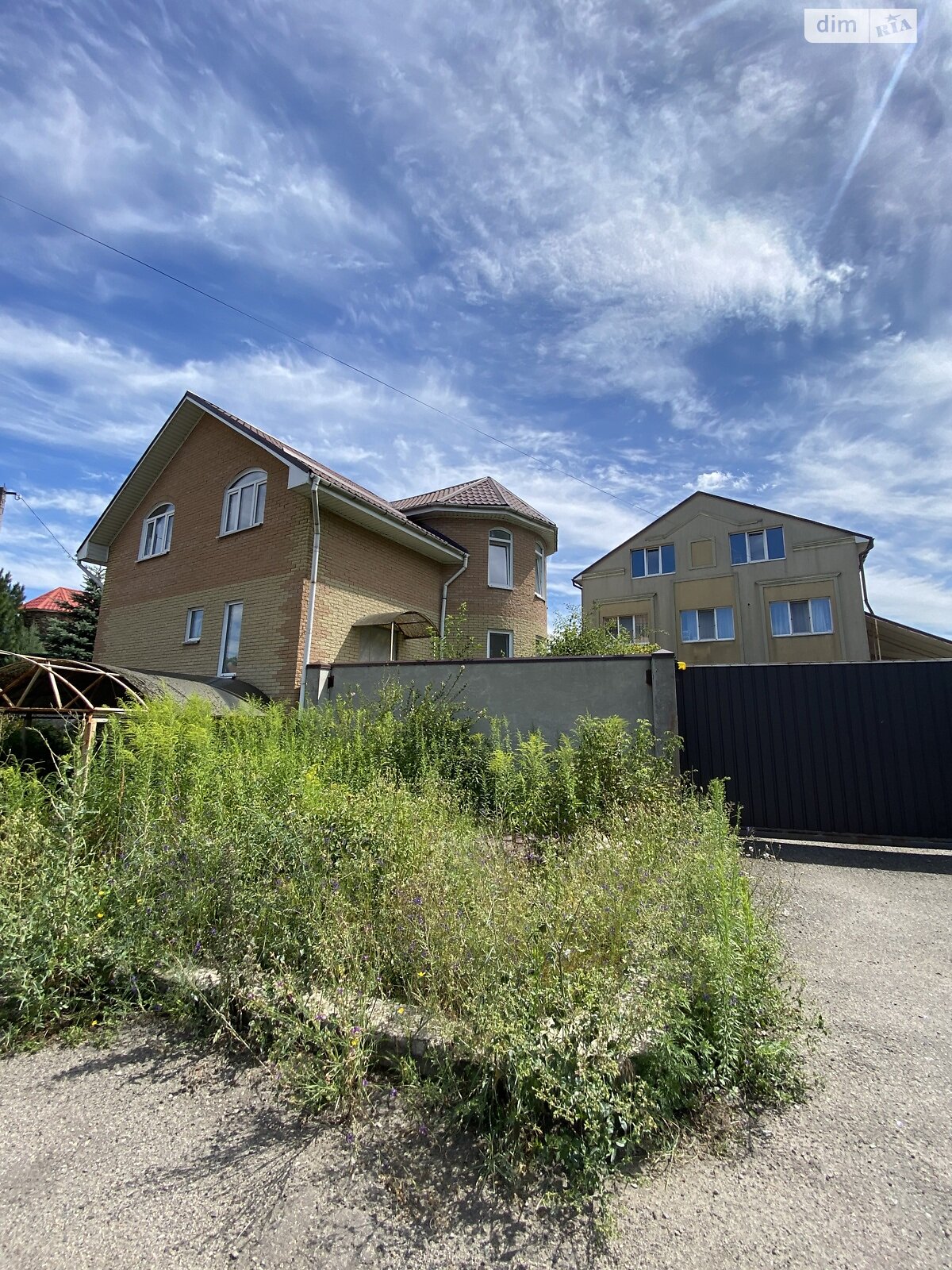 триповерховий будинок, 370 кв. м, цегла. Продаж у Дослідному фото 1 триповерховий будинок, 370 кв. м, цегла. Продаж у Дослідному фото 1