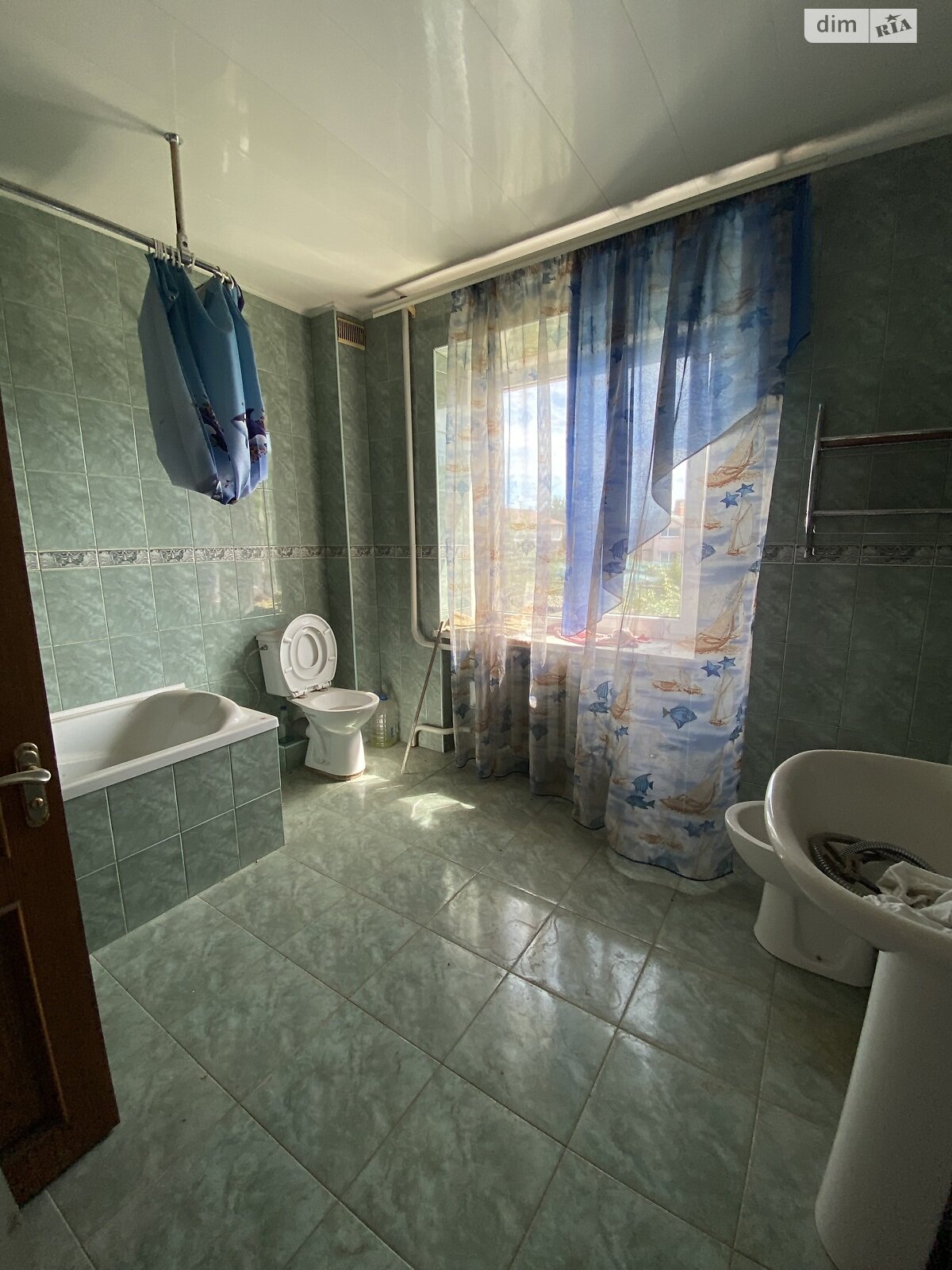 триповерховий будинок, 370 кв. м, цегла. Продаж у Дослідному фото 1 триповерховий будинок, 370 кв. м, цегла. Продаж у Дослідному фото 1