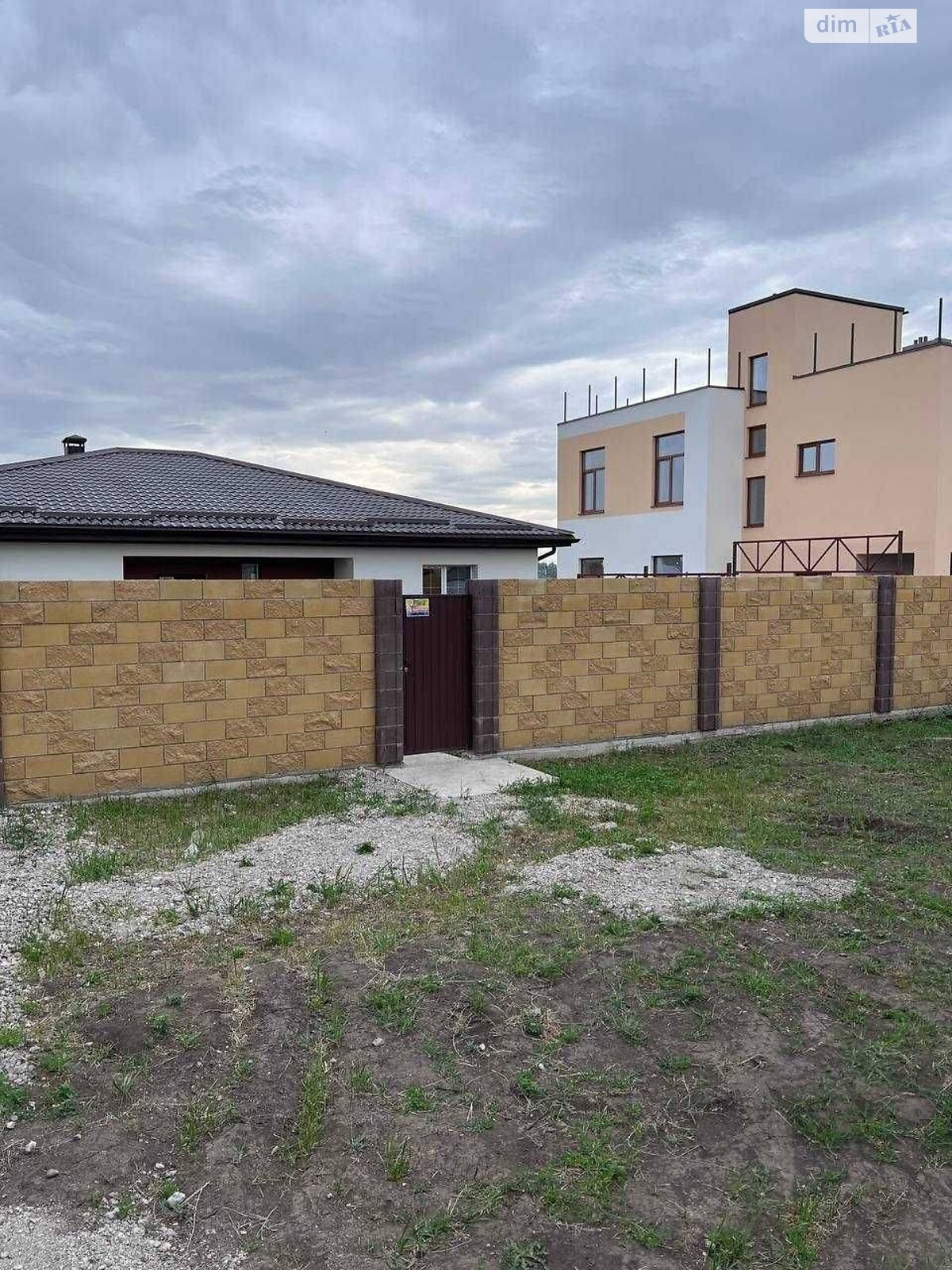 одноповерховий будинок веранда, 156 кв. м, цегла. Продаж в Дослідному фото 1