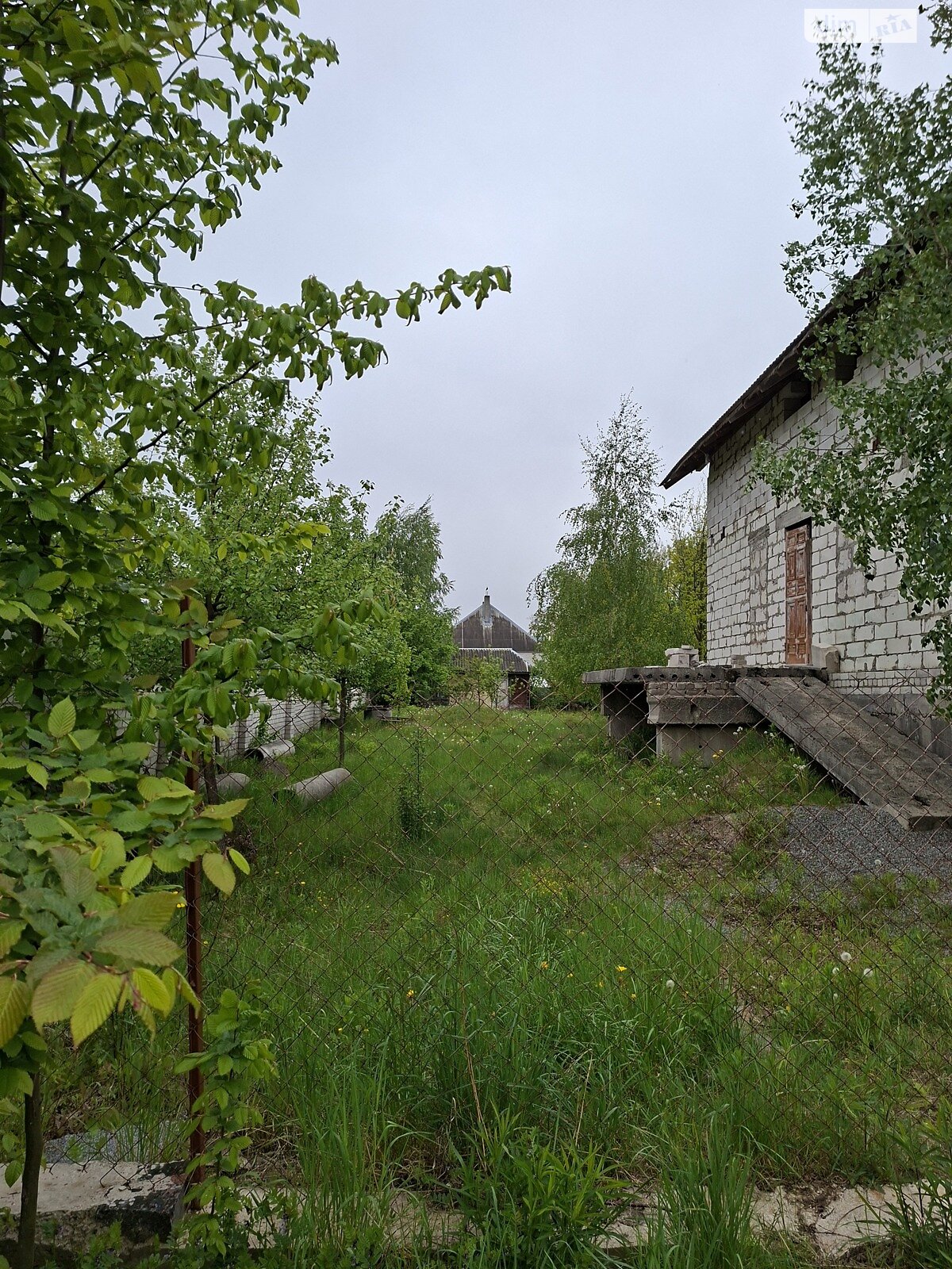 двухэтажный дом с гаражом, 200 кв. м, кирпич. Продажа в Довжике фото 1 двухэтажный дом с гаражом, 200 кв. м, кирпич. Продажа в Довжике фото 1