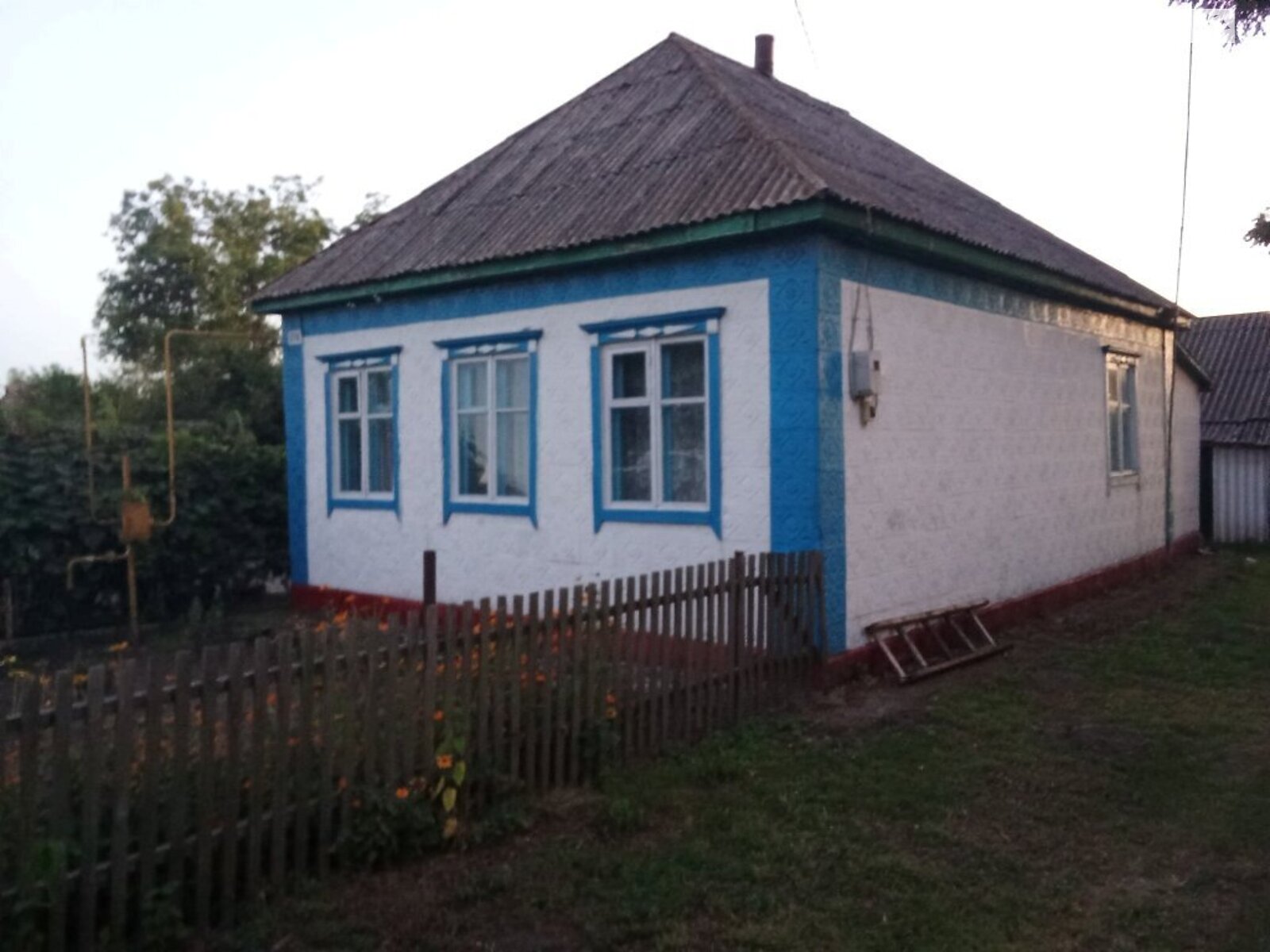 одноэтажный дом с отоплением, 80.9 кв. м, кирпич. Продажа в Драбове фото 1 одноэтажный дом с отоплением, 80.9 кв. м, кирпич. Продажа в Драбове фото 1