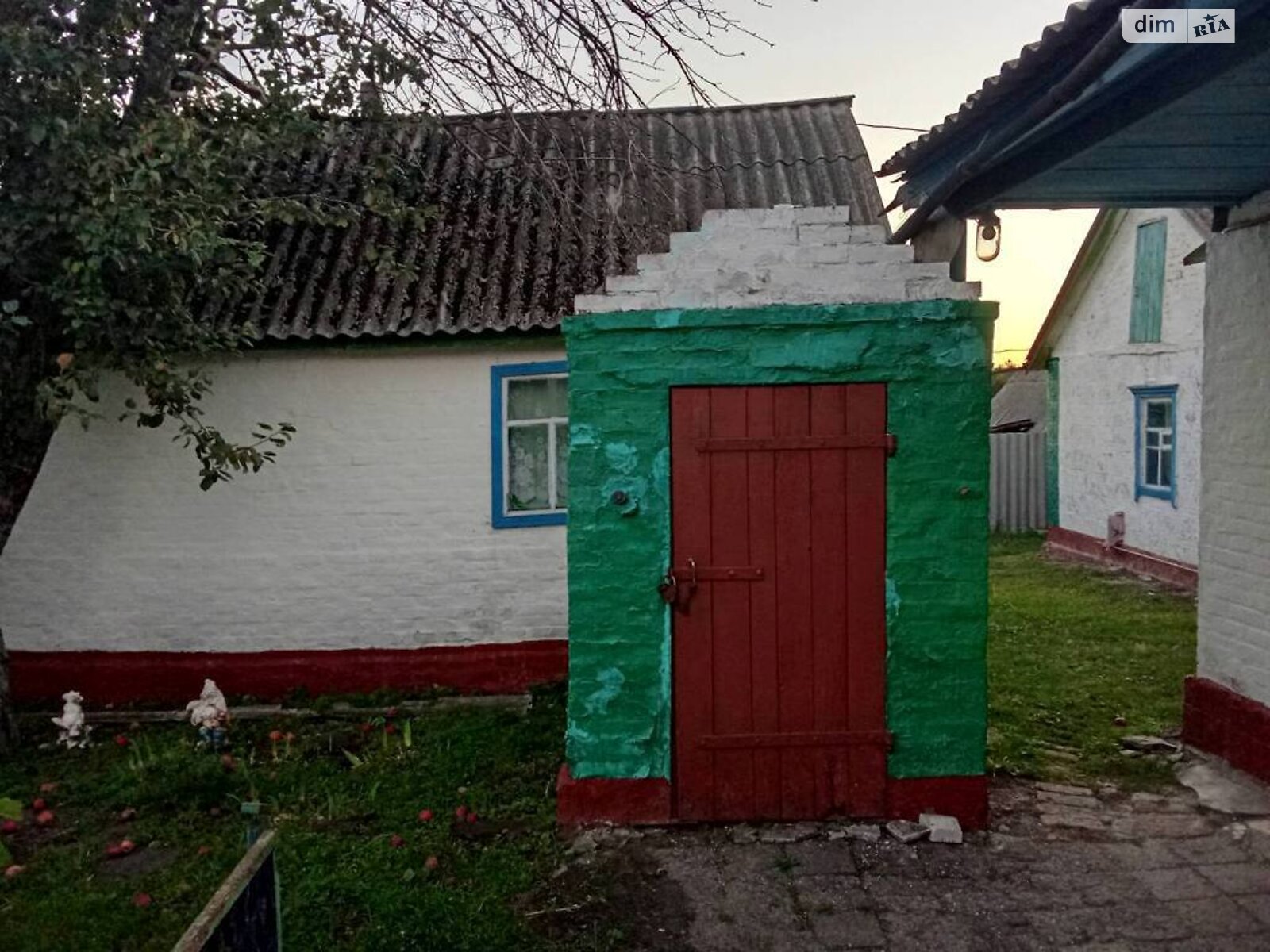 одноэтажный дом с отоплением, 80.9 кв. м, кирпич. Продажа в Драбове фото 1 одноэтажный дом с отоплением, 80.9 кв. м, кирпич. Продажа в Драбове фото 1