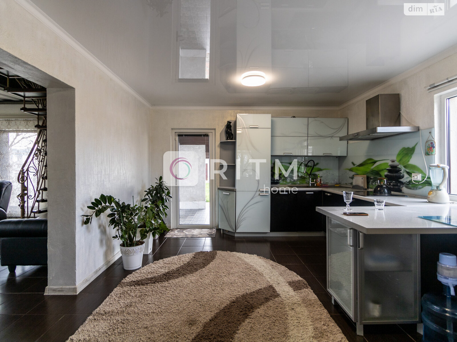 двухэтажный дом с отоплением, 137 кв. м, кирпич. Продажа в Драгомирчанах фото 1 двухэтажный дом с отоплением, 137 кв. м, кирпич. Продажа в Драгомирчанах фото 1