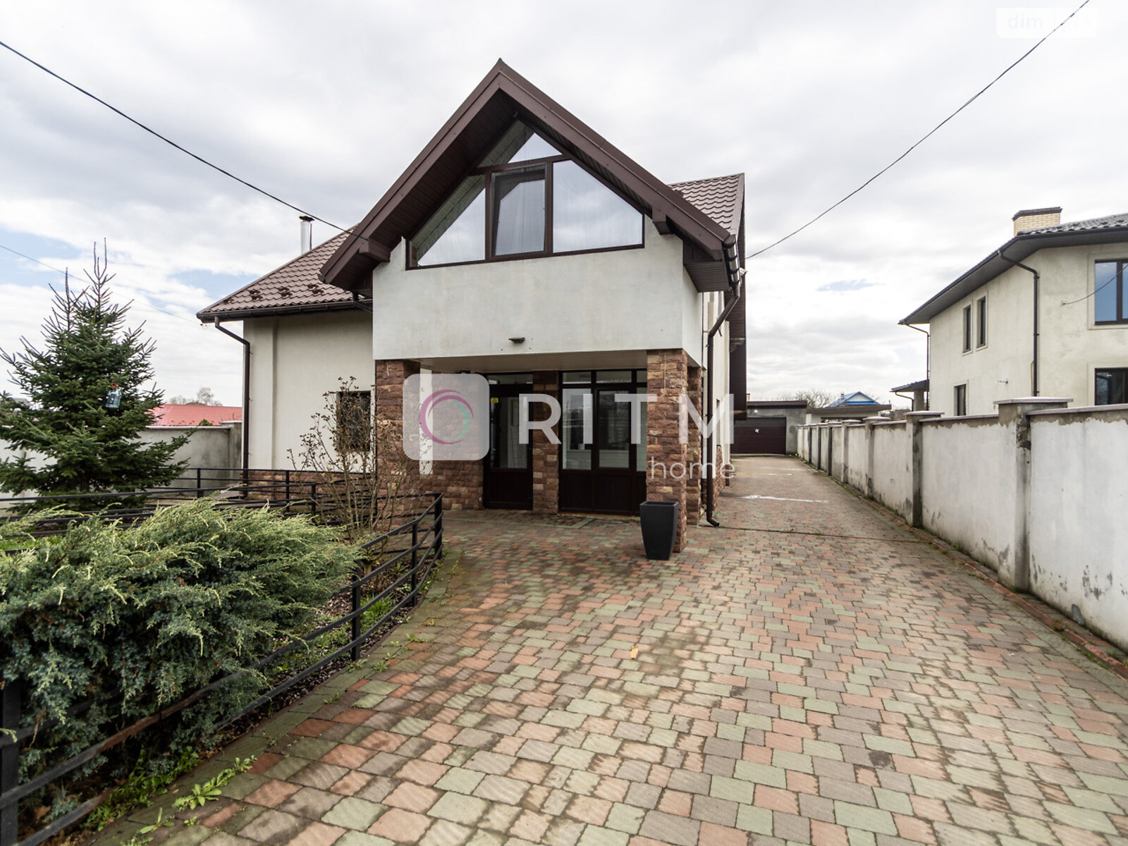 двухэтажный дом с отоплением, 137 кв. м, кирпич. Продажа в Драгомирчанах фото 1 двухэтажный дом с отоплением, 137 кв. м, кирпич. Продажа в Драгомирчанах фото 1