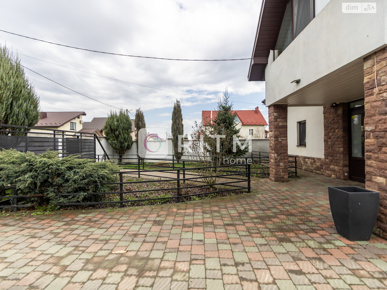 двухэтажный дом с отоплением, 137 кв. м, кирпич. Продажа в Драгомирчанах фото 1 двухэтажный дом с отоплением, 137 кв. м, кирпич. Продажа в Драгомирчанах фото 1