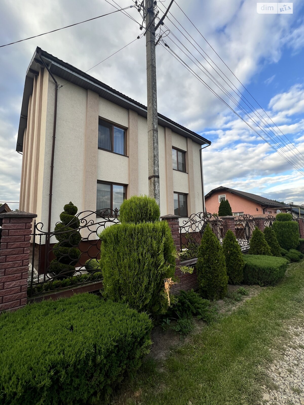 двухэтажный дом беседка, 222 кв. м, кирпич. Продажа в Драгомирчанах фото 1 двухэтажный дом беседка, 222 кв. м, кирпич. Продажа в Драгомирчанах фото 1