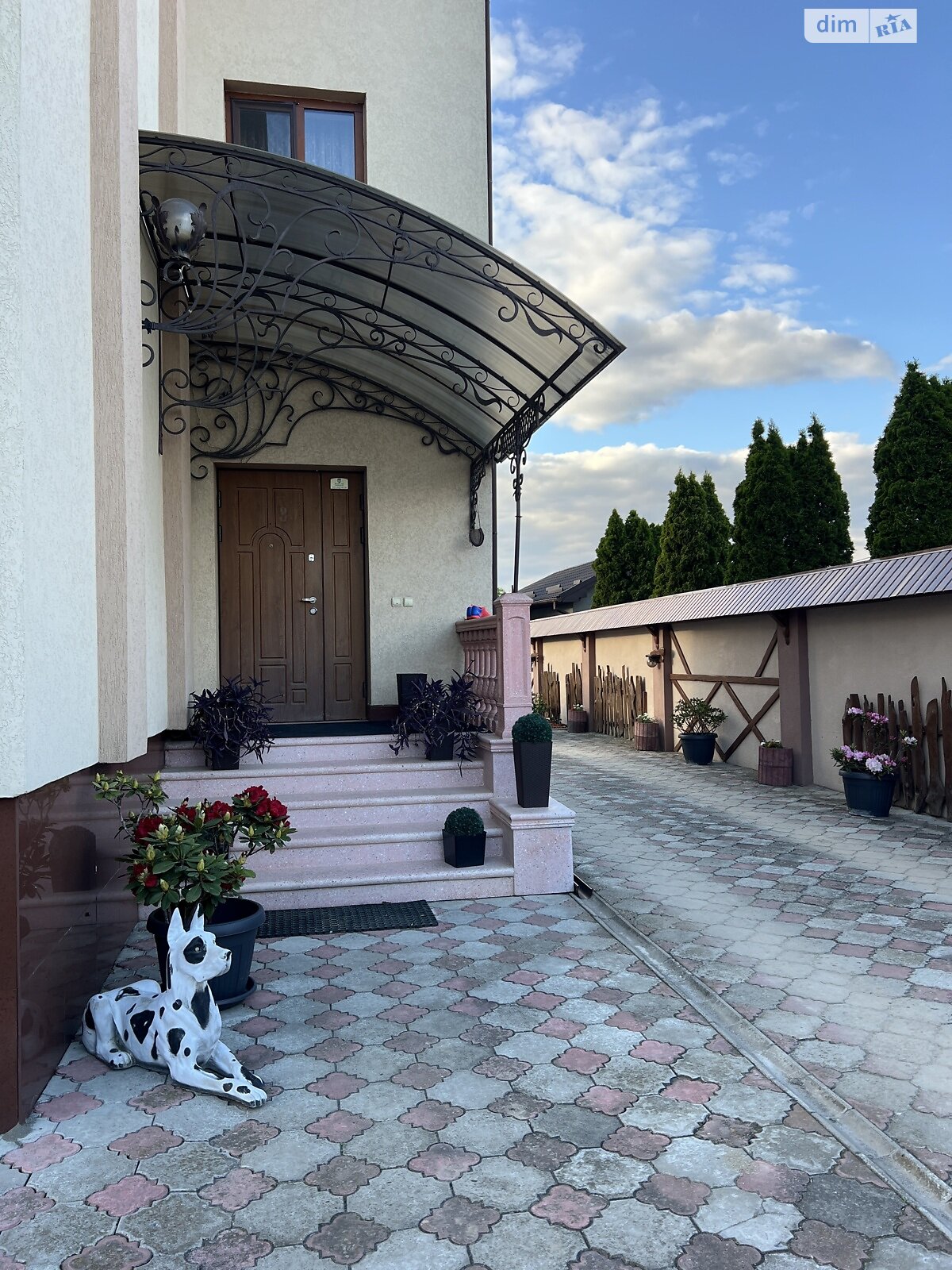 двухэтажный дом беседка, 222 кв. м, кирпич. Продажа в Драгомирчанах фото 1 двухэтажный дом беседка, 222 кв. м, кирпич. Продажа в Драгомирчанах фото 1