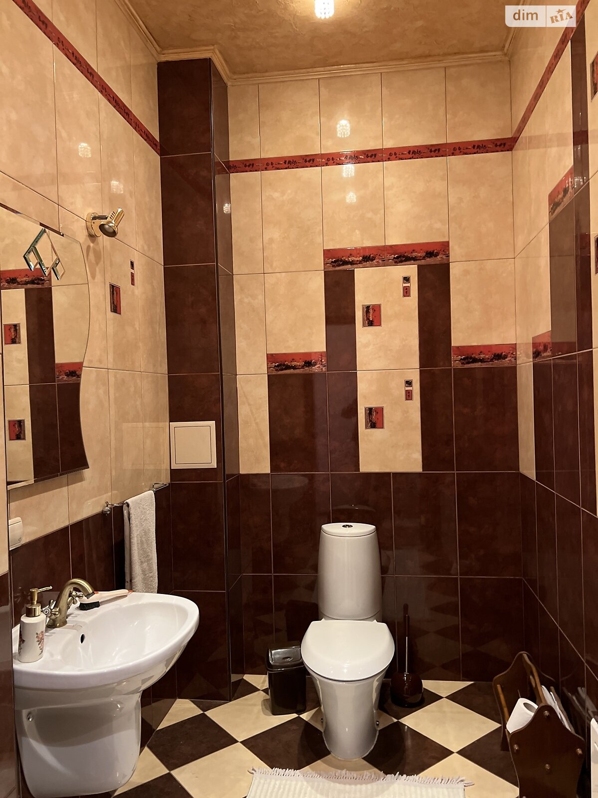 двухэтажный дом беседка, 222 кв. м, кирпич. Продажа в Драгомирчанах фото 1 двухэтажный дом беседка, 222 кв. м, кирпич. Продажа в Драгомирчанах фото 1