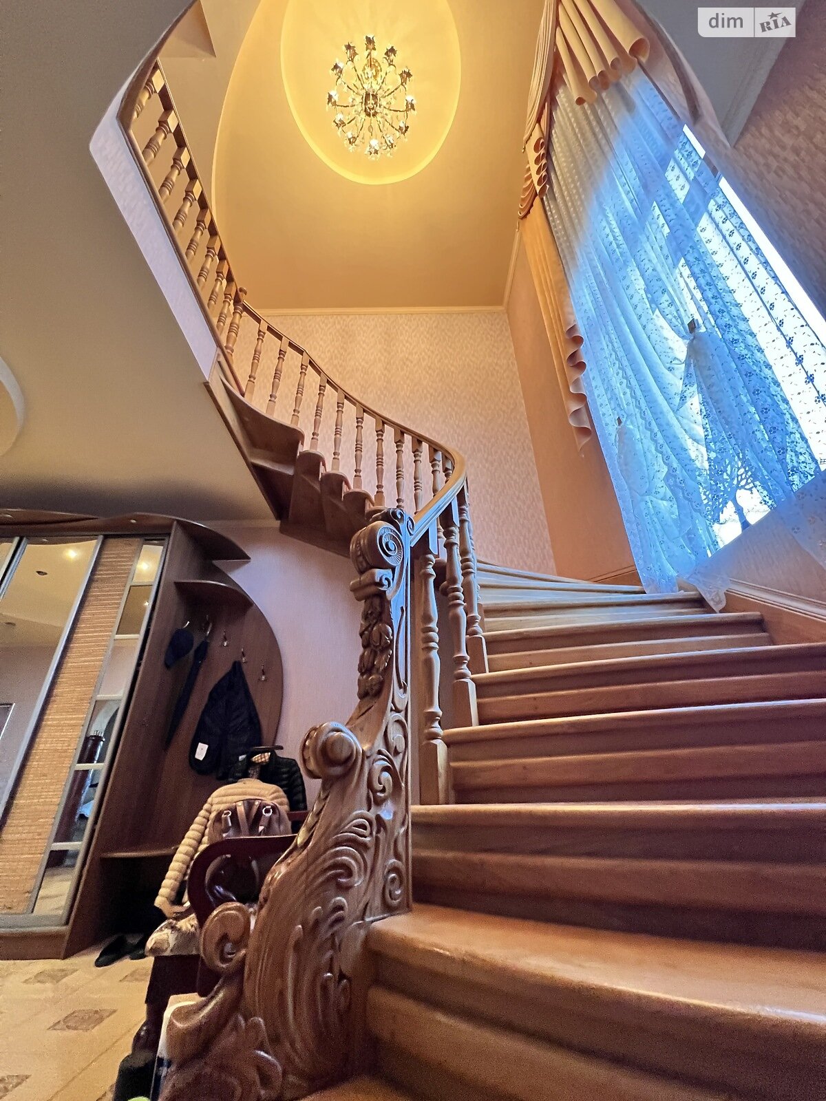 двухэтажный дом беседка, 222 кв. м, кирпич. Продажа в Драгомирчанах фото 1 двухэтажный дом беседка, 222 кв. м, кирпич. Продажа в Драгомирчанах фото 1