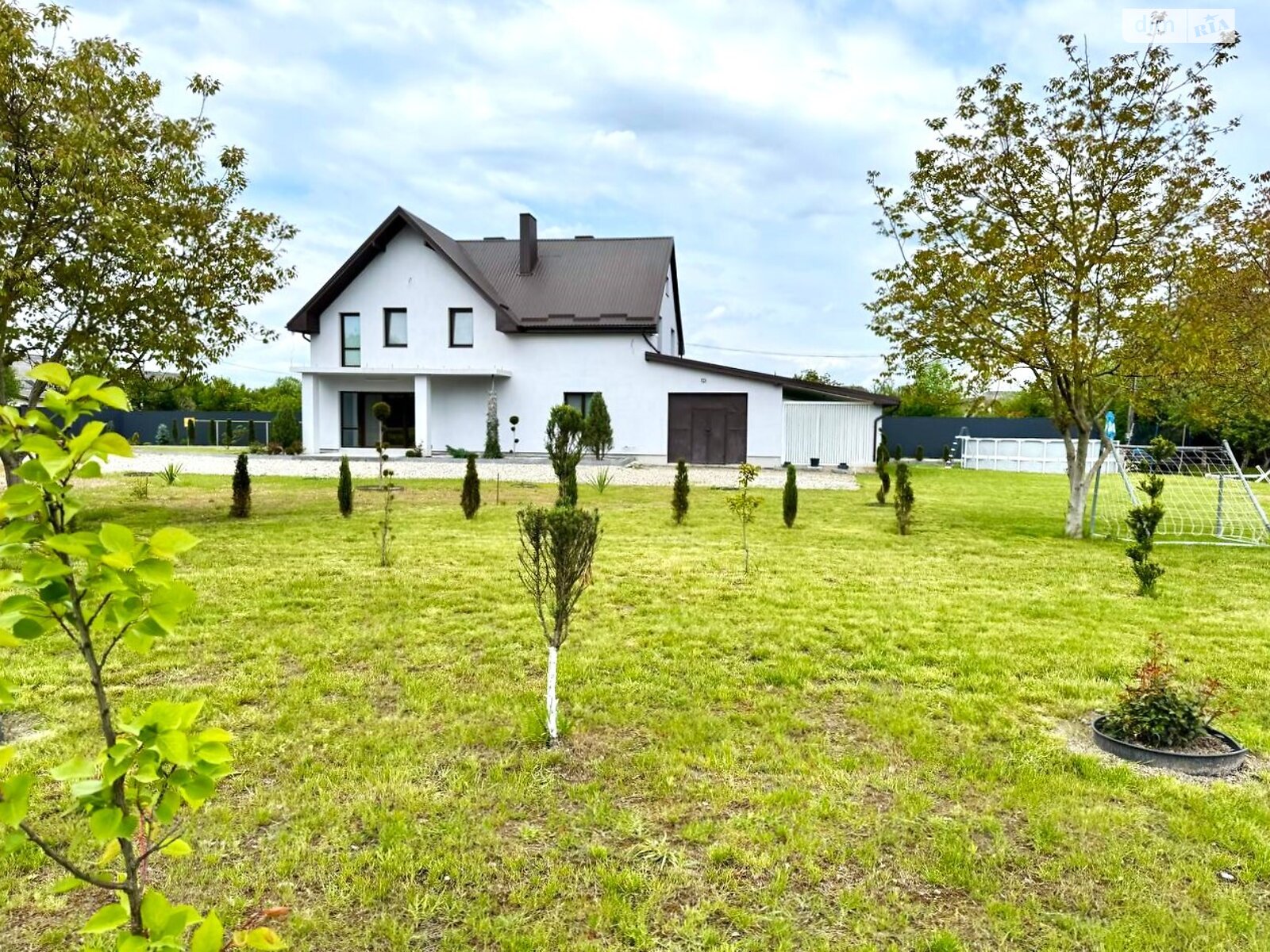 двоповерховий будинок з гаражем, 190.4 кв. м, цегла. Продаж у Драгомирчанах фото 1 двоповерховий будинок з гаражем, 190.4 кв. м, цегла. Продаж у Драгомирчанах фото 1