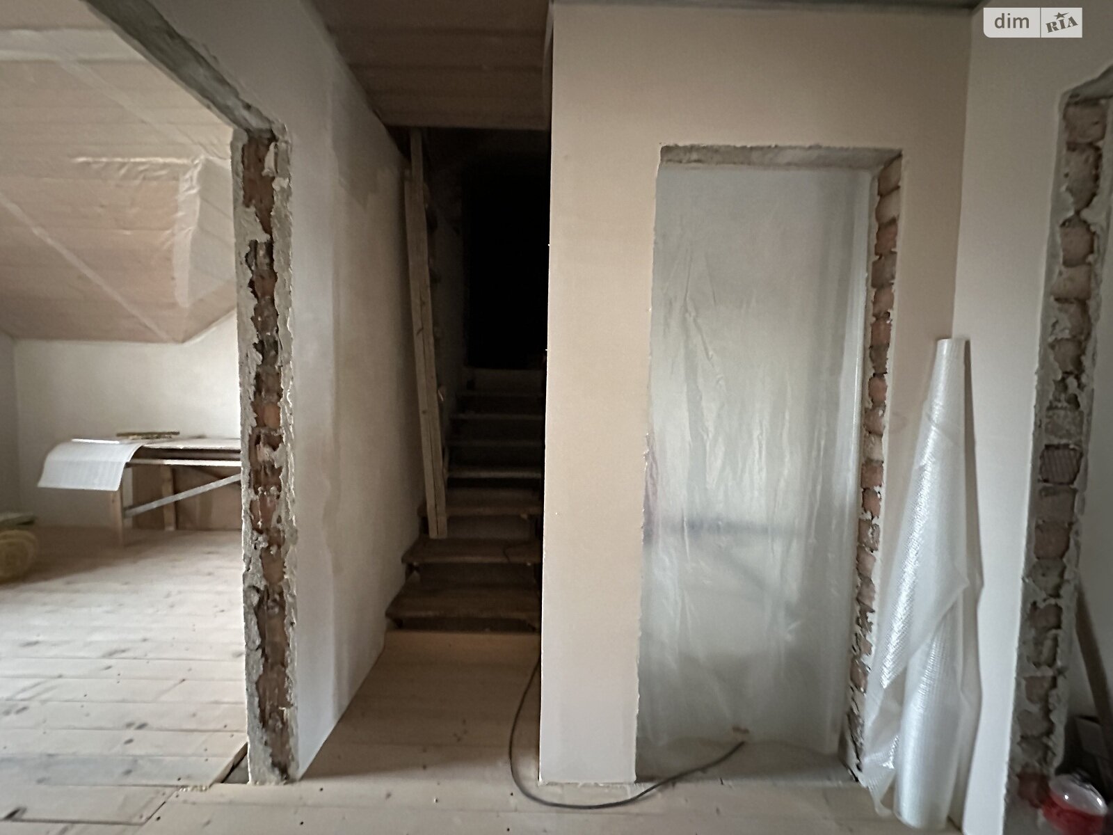 двухэтажный дом, 231.3 кв. м, кирпич. Продажа в Драгомирчанах фото 1 двухэтажный дом, 231.3 кв. м, кирпич. Продажа в Драгомирчанах фото 1