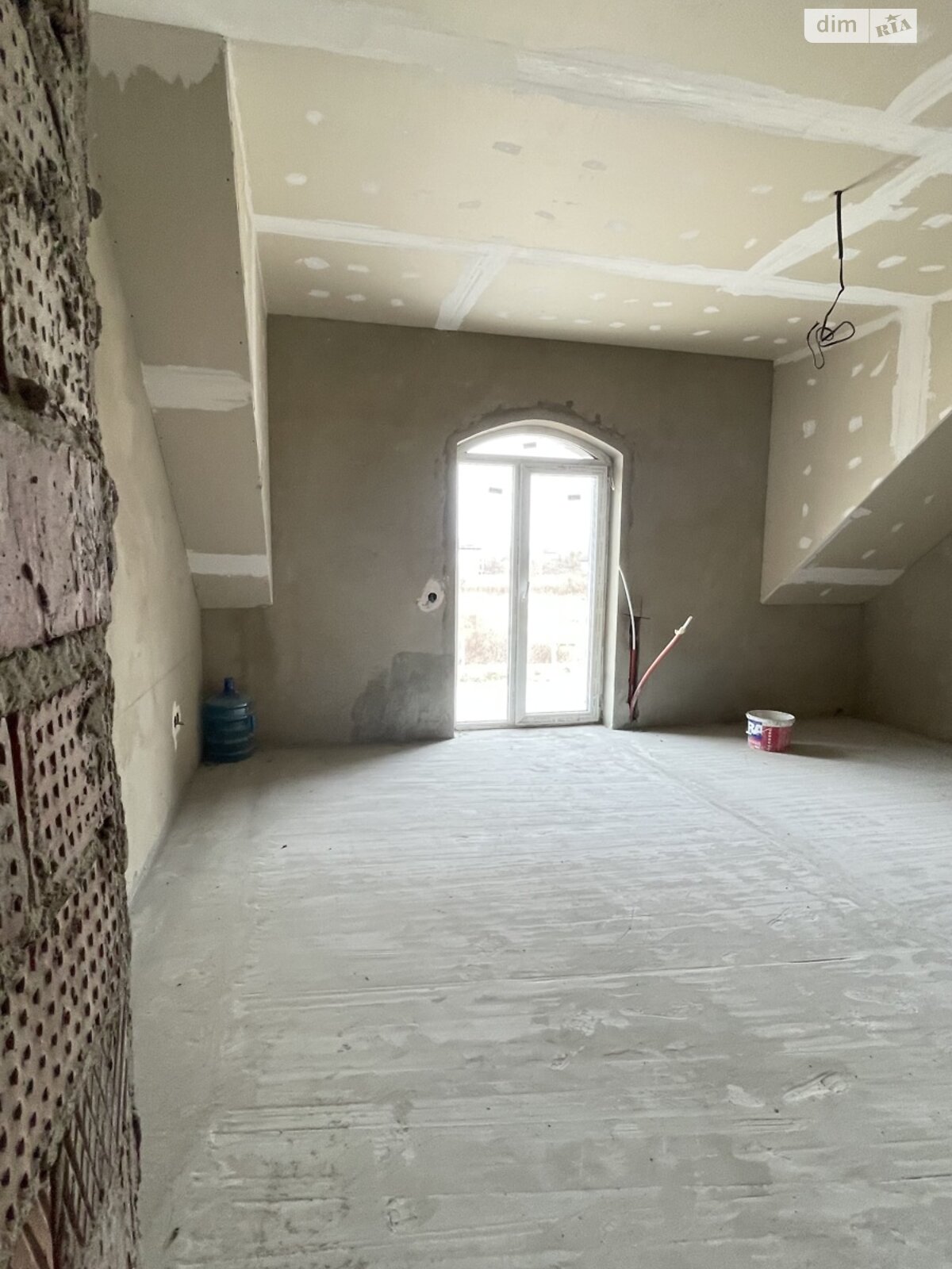 двухэтажный дом с гаражом, 145 кв. м, кирпич. Продажа в Драгомирчанах фото 1 двухэтажный дом с гаражом, 145 кв. м, кирпич. Продажа в Драгомирчанах фото 1