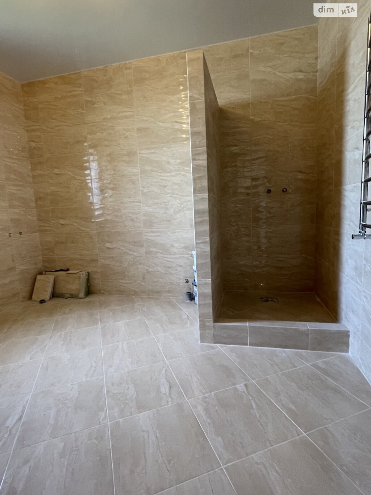 двухэтажный дом с отоплением, 180 кв. м, кирпич. Продажа в Драгомирчанах фото 1 двухэтажный дом с отоплением, 180 кв. м, кирпич. Продажа в Драгомирчанах фото 1