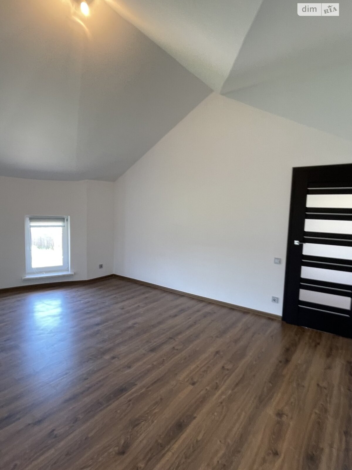 двухэтажный дом с отоплением, 180 кв. м, кирпич. Продажа в Драгомирчанах фото 1 двухэтажный дом с отоплением, 180 кв. м, кирпич. Продажа в Драгомирчанах фото 1