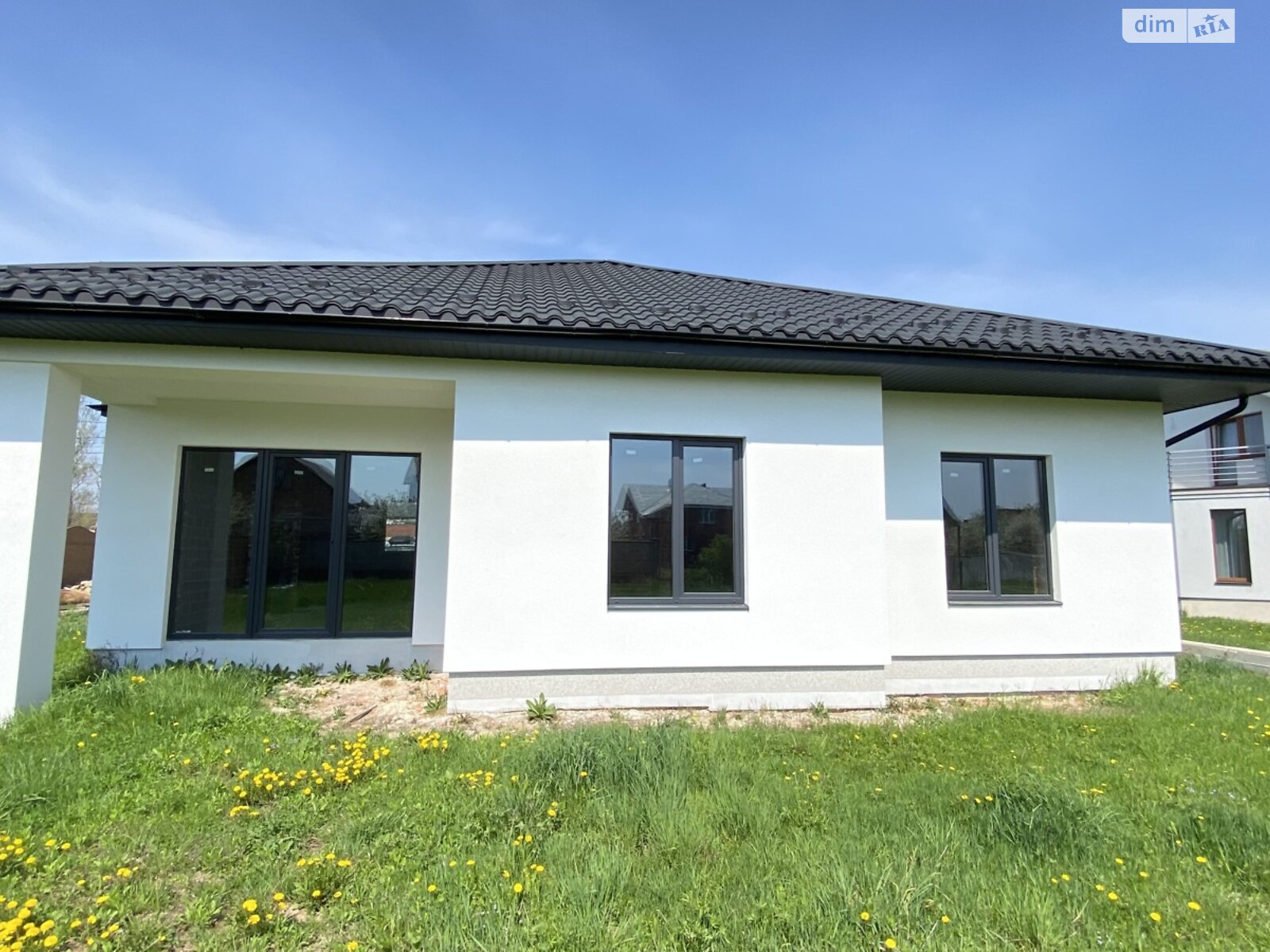 одноповерховий будинок з гаражем, 150 кв. м, цегла. Продаж у Драгомирчанах фото 1 одноповерховий будинок з гаражем, 150 кв. м, цегла. Продаж у Драгомирчанах фото 1