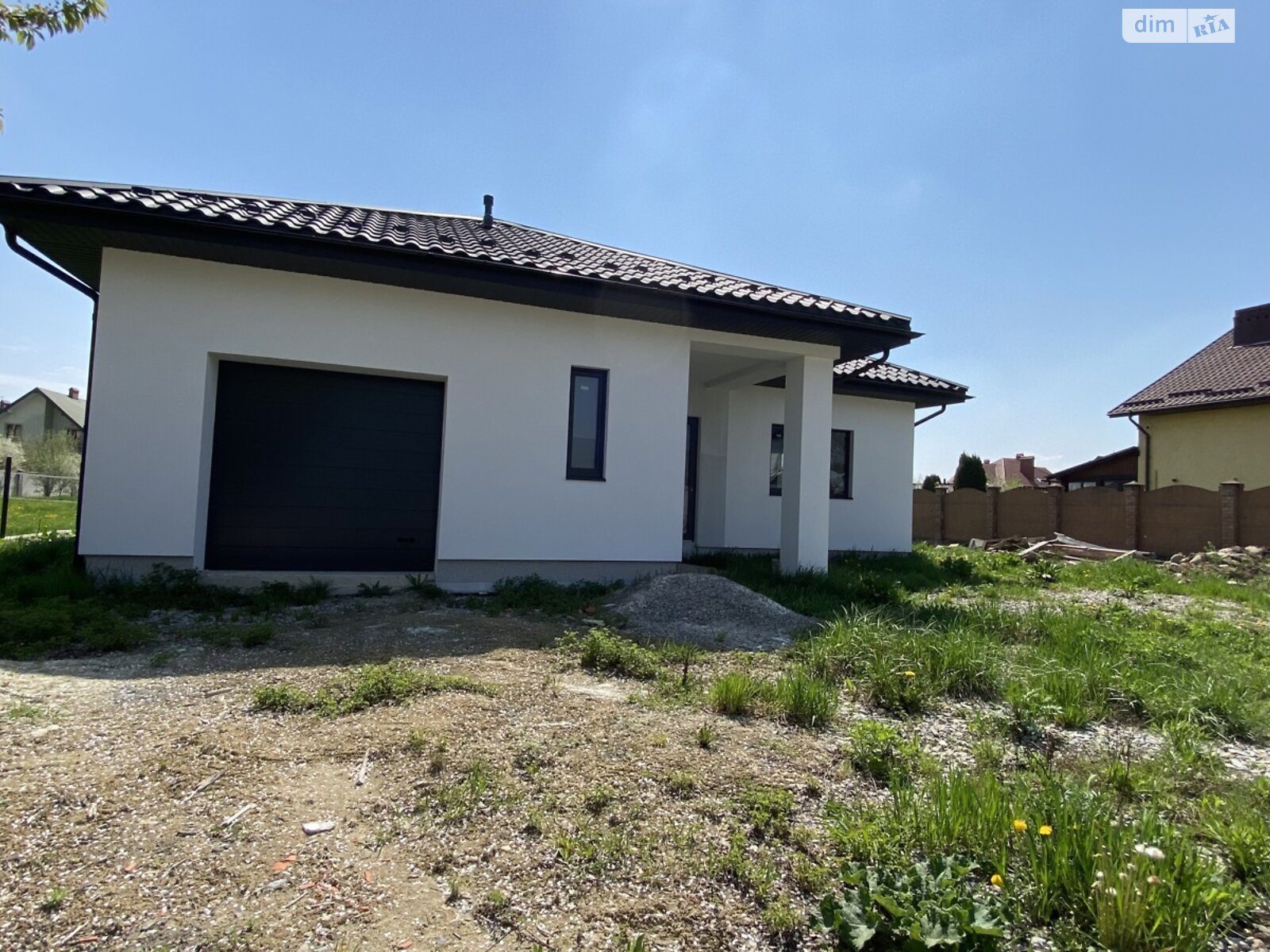 одноповерховий будинок з гаражем, 150 кв. м, цегла. Продаж у Драгомирчанах фото 1 одноповерховий будинок з гаражем, 150 кв. м, цегла. Продаж у Драгомирчанах фото 1