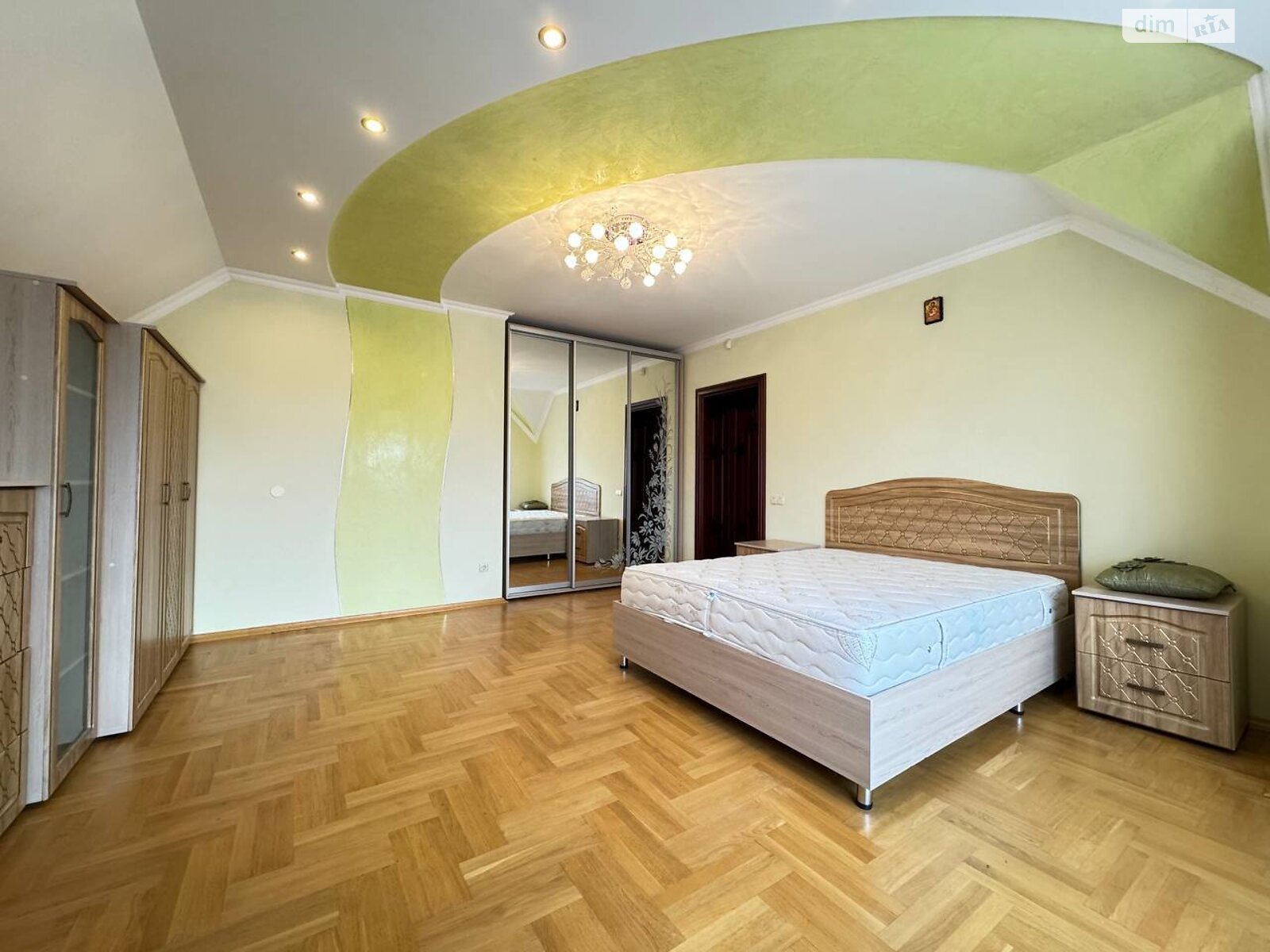 двоповерховий будинок з верандою, 221.6 кв. м, цегла. Продаж у Драгомирчанах фото 1 двоповерховий будинок з верандою, 221.6 кв. м, цегла. Продаж у Драгомирчанах фото 1