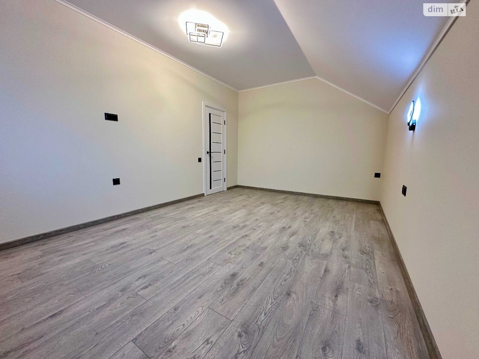 двоповерховий будинок з верандою, 104 кв. м, газобетон. Продаж у Дрогобичі фото 1