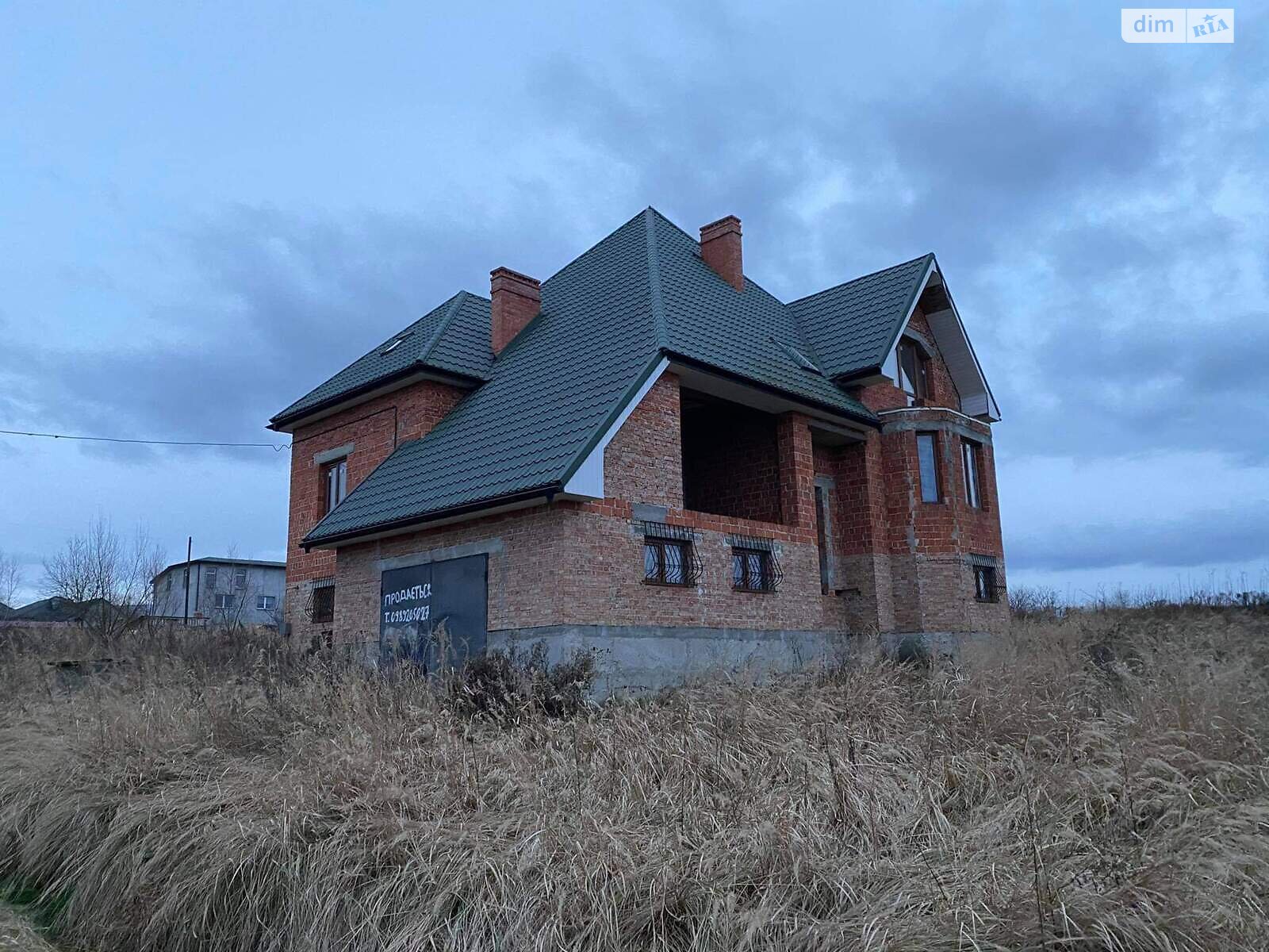 двухэтажный дом с мансардой, 240 кв. м, кирпич. Продажа в Дрогобыче район Дрогобыч фото 1 двухэтажный дом с мансардой, 240 кв. м, кирпич. Продажа в Дрогобыче район Дрогобыч фото 1