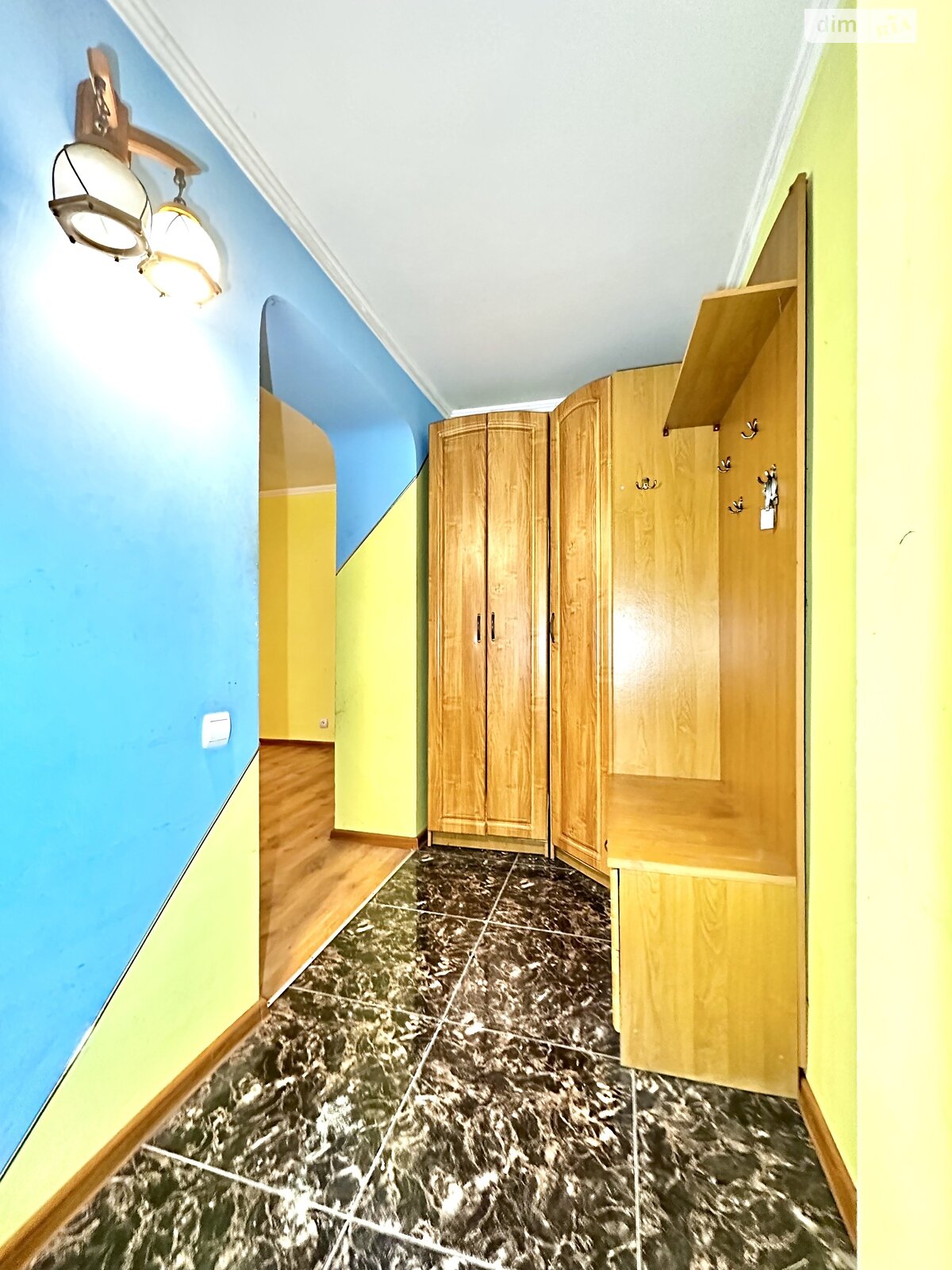 двухэтажный дом с отоплением, 200 кв. м, кирпич. Продажа в Дрогобыче район Дрогобыч фото 1 двухэтажный дом с отоплением, 200 кв. м, кирпич. Продажа в Дрогобыче район Дрогобыч фото 1