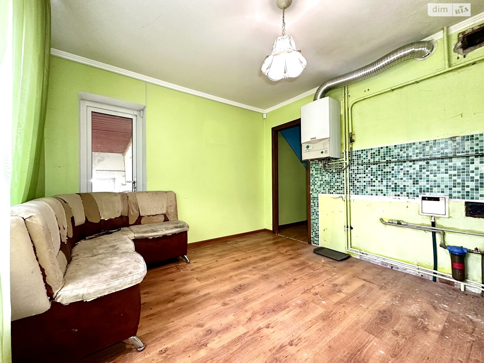 двухэтажный дом с отоплением, 200 кв. м, кирпич. Продажа в Дрогобыче район Дрогобыч фото 1 двухэтажный дом с отоплением, 200 кв. м, кирпич. Продажа в Дрогобыче район Дрогобыч фото 1