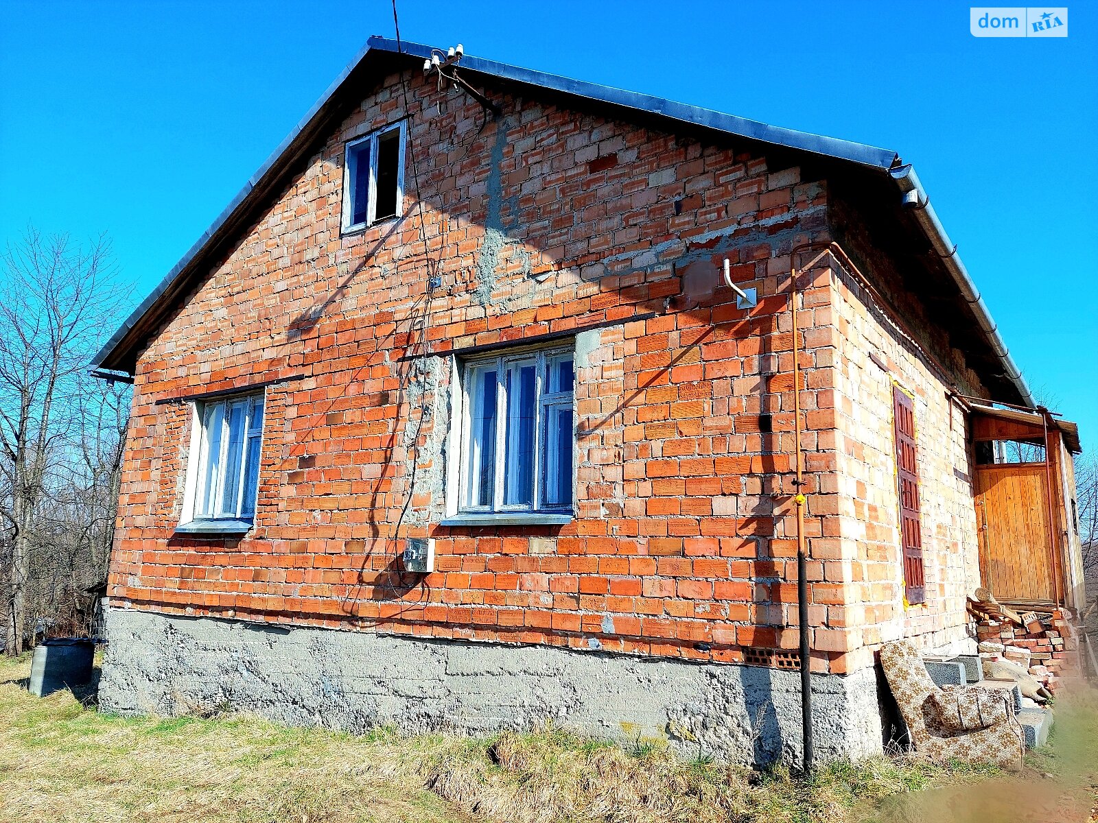одноповерховий будинок з опаленням, 84.6 кв. м, цегла. Продаж в Дрогобичі, район Дрогобич фото 1 одноповерховий будинок з опаленням, 84.6 кв. м, цегла. Продаж в Дрогобичі, район Дрогобич фото 1