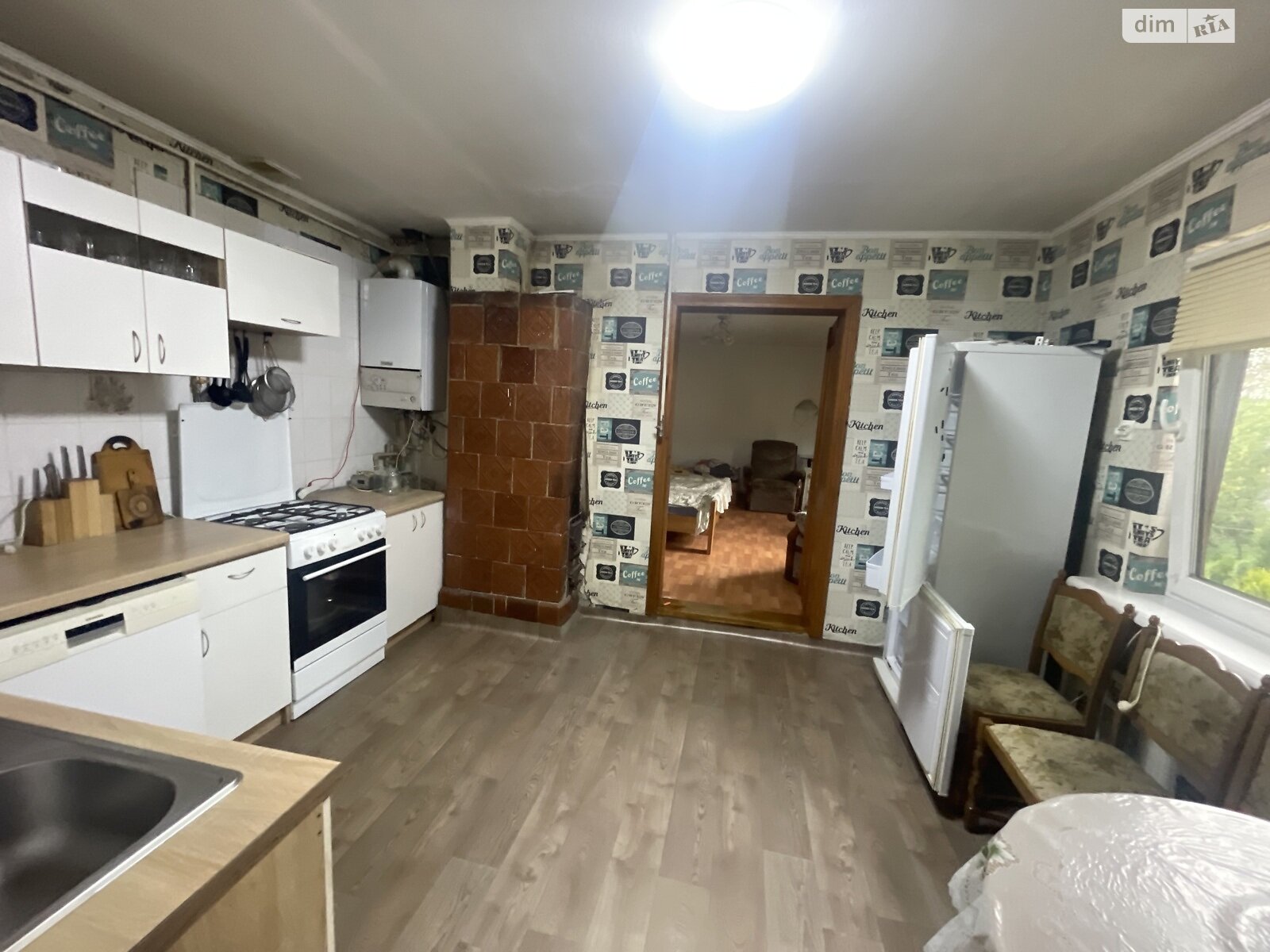 одноэтажный дом с отоплением, 80 кв. м, дерево и кирпич. Продажа в Дрогобыче фото 1 одноэтажный дом с отоплением, 80 кв. м, дерево и кирпич. Продажа в Дрогобыче фото 1
