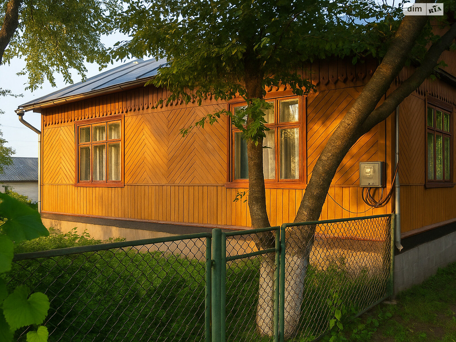 одноэтажный дом с гаражом, 81.9 кв. м, кирпич. Продажа в Дубровице фото 1