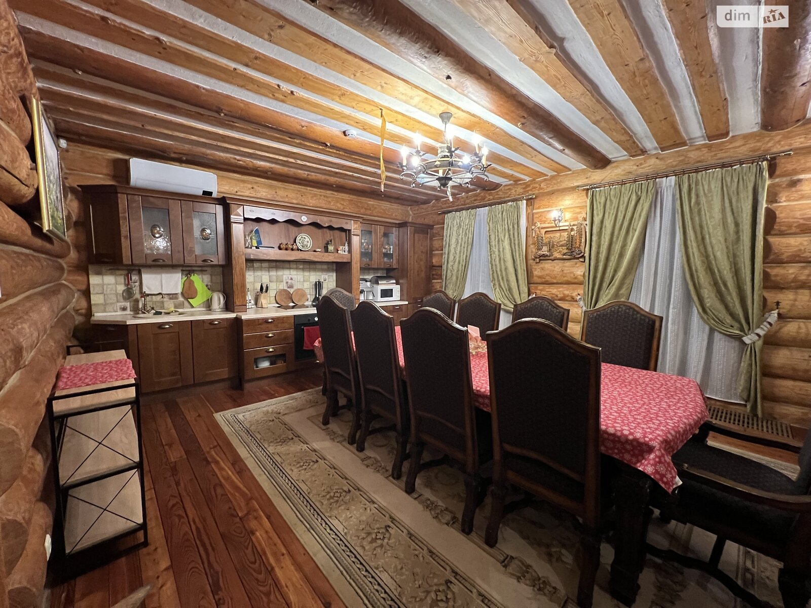 трехэтажный дом с верандой, 308 кв. м, дерево и кирпич. Продажа в Дземброне фото 1 трехэтажный дом с верандой, 308 кв. м, дерево и кирпич. Продажа в Дземброне фото 1