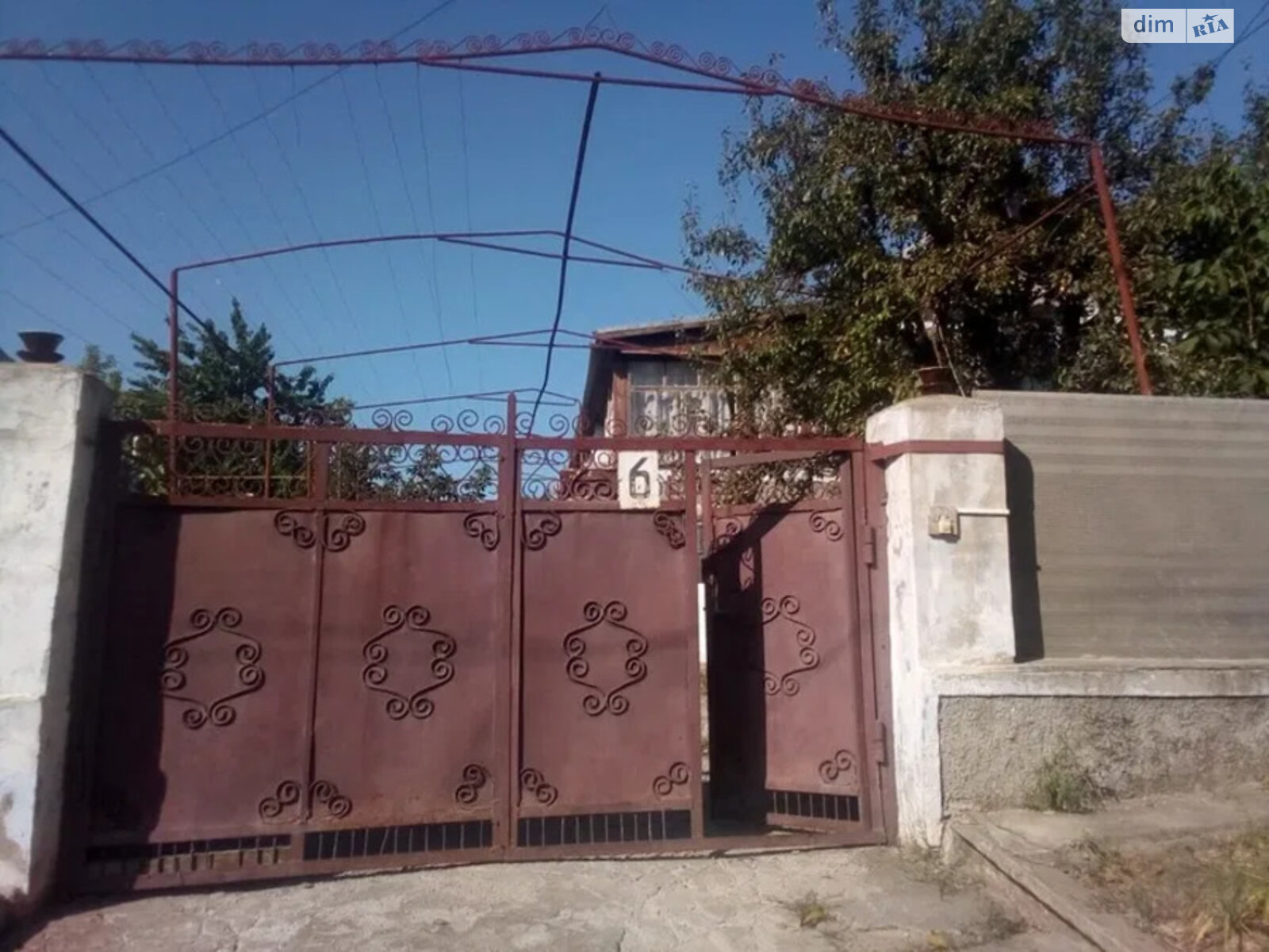 одноэтажный дом с гаражом, 106 кв. м, кирпич. Продажа в Еланце фото 1