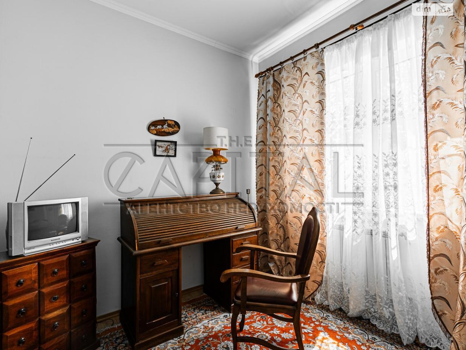 трехэтажный дом с гаражом, 500 кв. м, кирпич. Продажа в Евминке фото 1