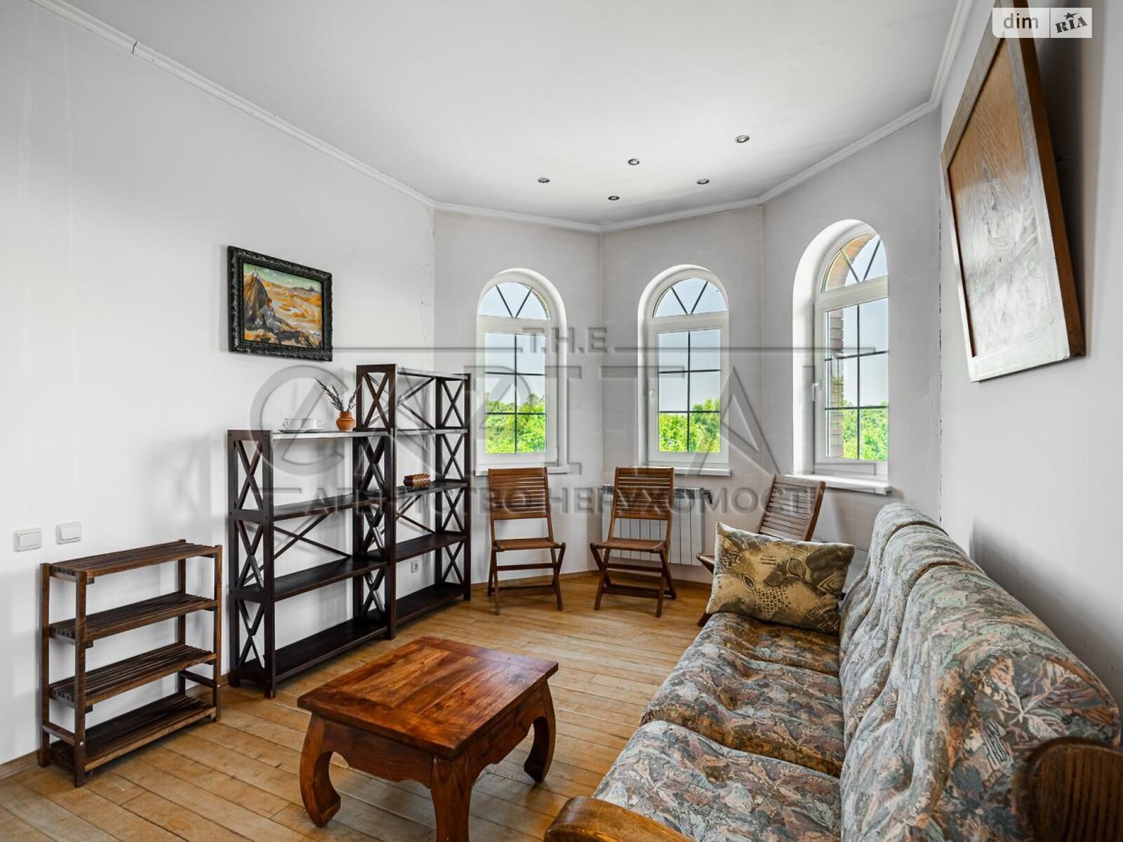 трехэтажный дом с гаражом, 500 кв. м, кирпич. Продажа в Евминке фото 1