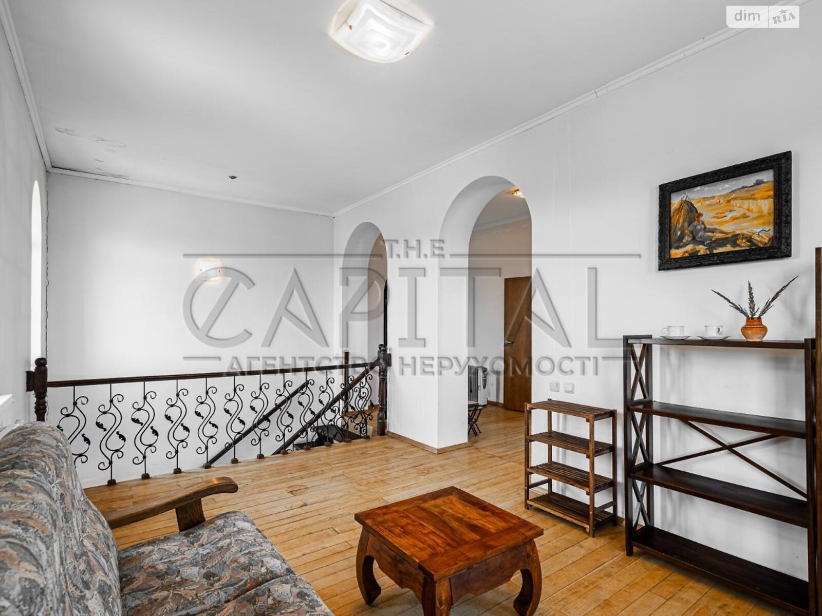 трехэтажный дом с гаражом, 500 кв. м, кирпич. Продажа в Евминке фото 1