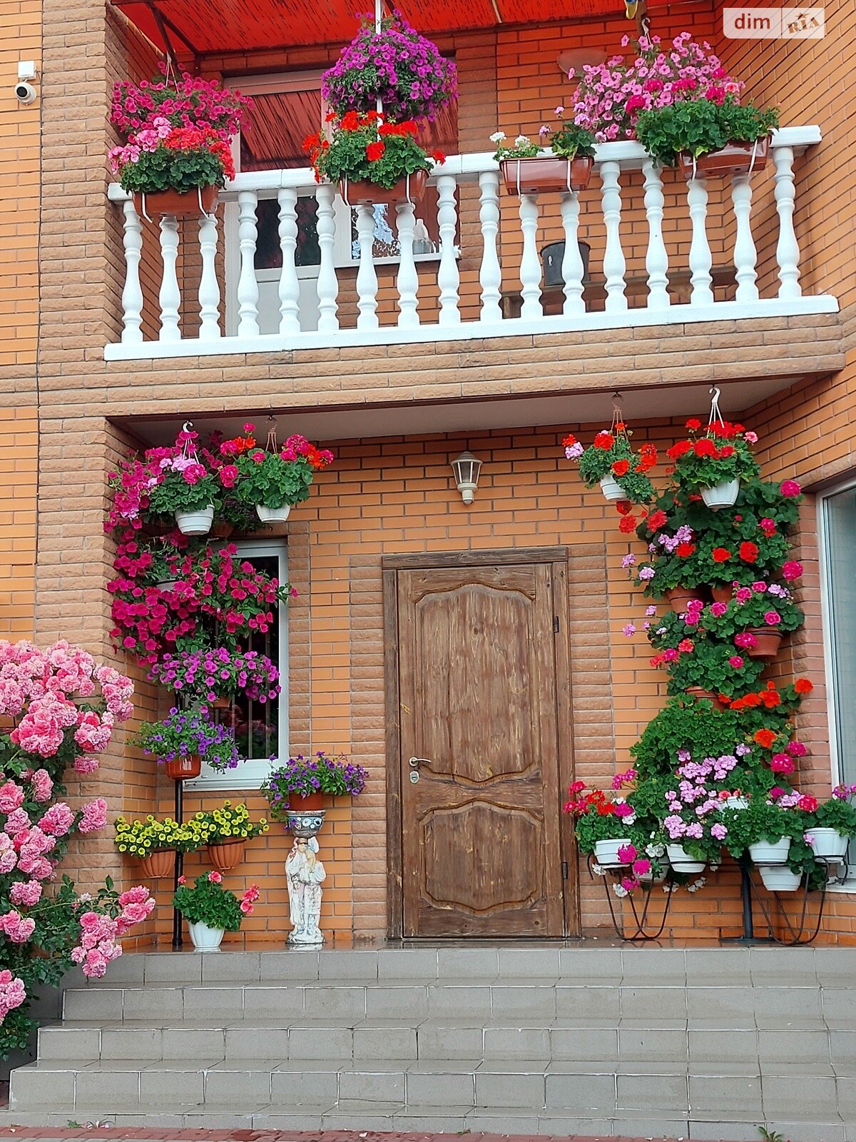 двухэтажный дом, 190 кв. м, кирпич. Продажа в Фастове район Фастов фото 1 двухэтажный дом, 190 кв. м, кирпич. Продажа в Фастове район Фастов фото 1