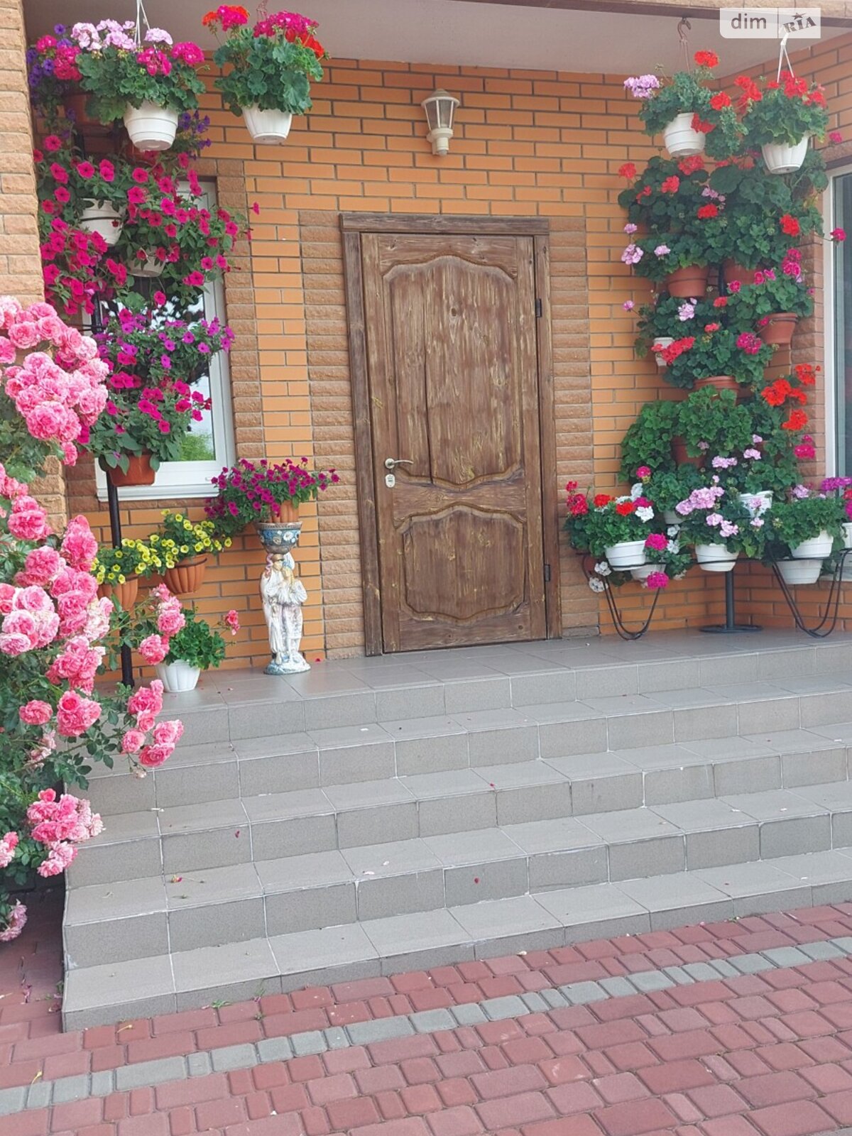 двухэтажный дом, 190 кв. м, кирпич. Продажа в Фастове район Фастов фото 1 двухэтажный дом, 190 кв. м, кирпич. Продажа в Фастове район Фастов фото 1