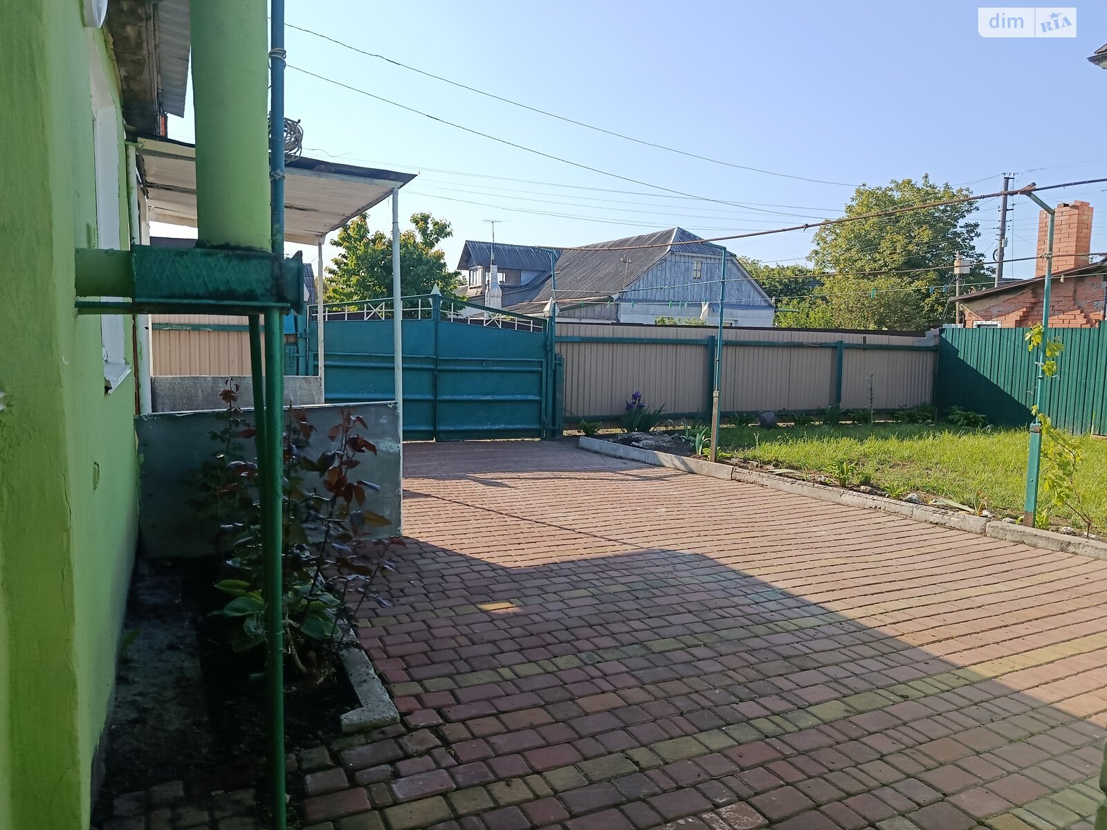одноэтажный дом с гаражом, 70 кв. м, блочно-кирпичный. Продажа в Фастове район Фастов фото 1 одноэтажный дом с гаражом, 70 кв. м, блочно-кирпичный. Продажа в Фастове район Фастов фото 1