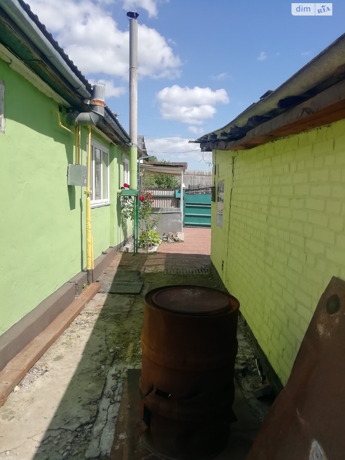 одноэтажный дом с гаражом, 70 кв. м, блочно-кирпичный. Продажа в Фастове район Фастов фото 1 одноэтажный дом с гаражом, 70 кв. м, блочно-кирпичный. Продажа в Фастове район Фастов фото 1