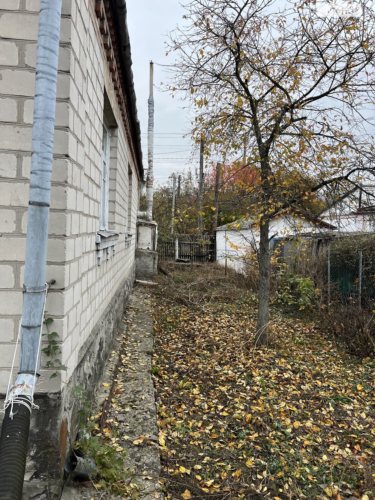одноэтажный дом с гаражом, 99.2 кв. м, кирпич. Продажа в Фастове район Фастов фото 1 одноэтажный дом с гаражом, 99.2 кв. м, кирпич. Продажа в Фастове район Фастов фото 1