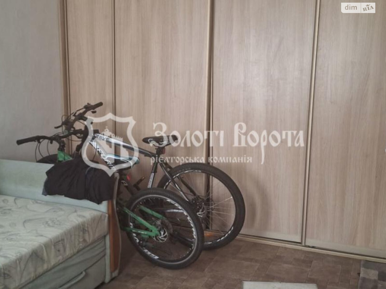 двухэтажный дом, 35 кв. м, кирпич. Продажа в Фастове фото 1 двухэтажный дом, 35 кв. м, кирпич. Продажа в Фастове фото 1